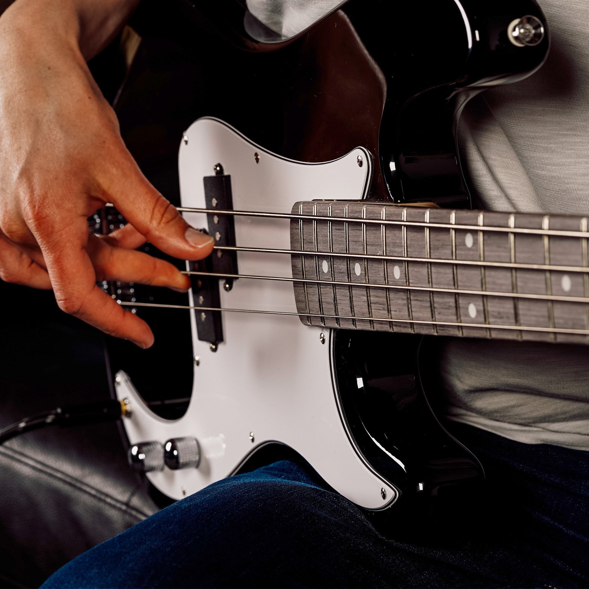 3rd Avenue Bass Guitar Pack 8