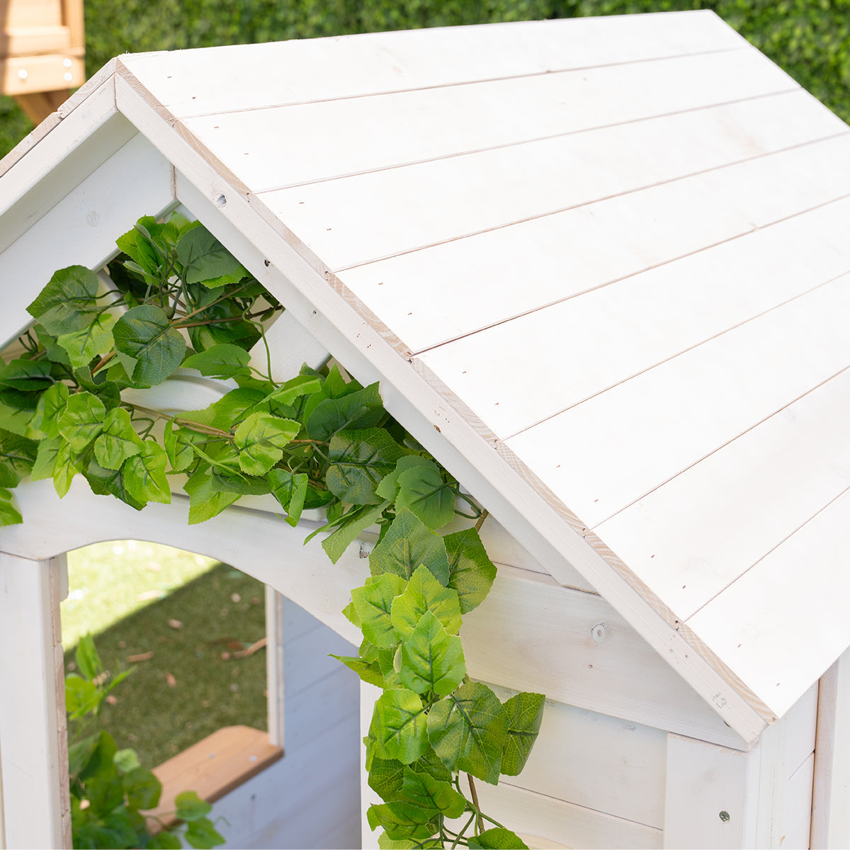 Lifespan Kids Teddy Cubby House in White (V2) with Floor 7