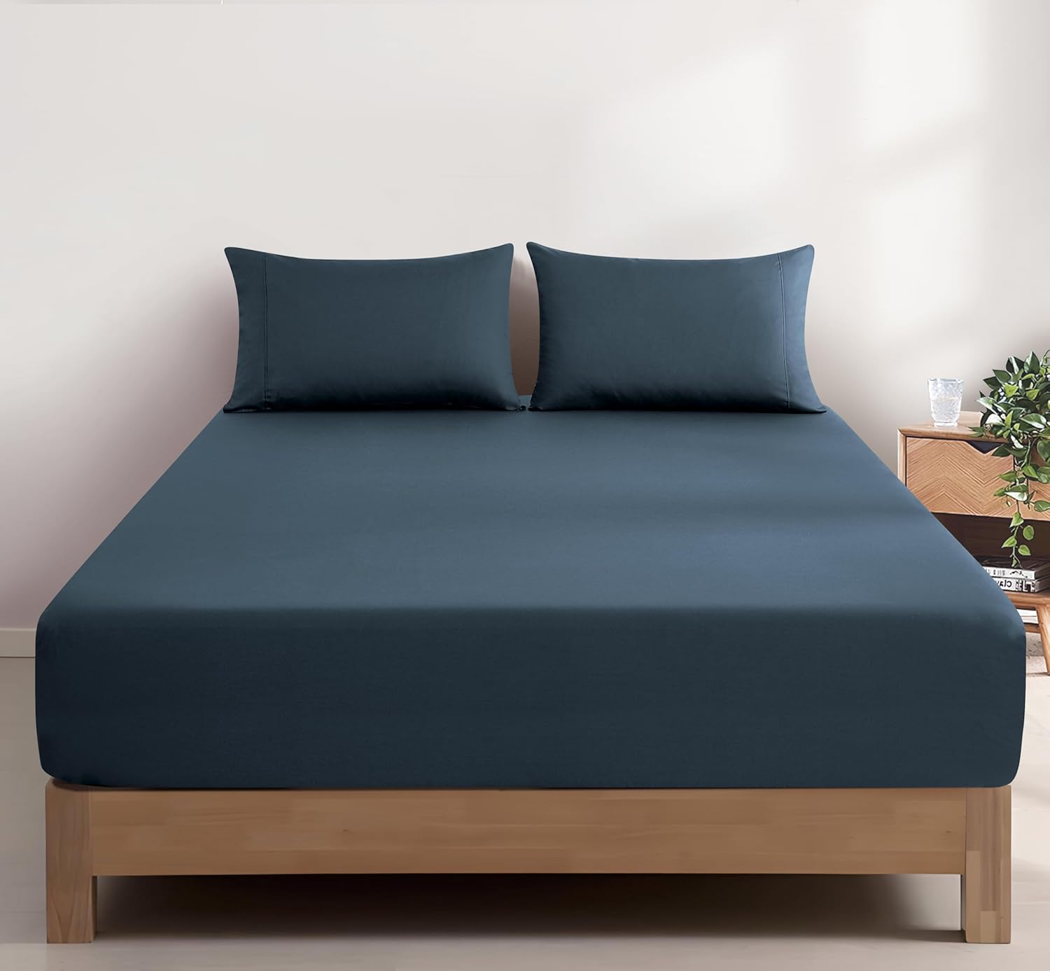 100% Vintage Washed Cotton Fitted Sheet Combo Set – 100% Natural Cotton, Ultra Soft & Breathable – Includes Fitted Sheet & Pillowcases – Machine Washable (Indigo, Double)