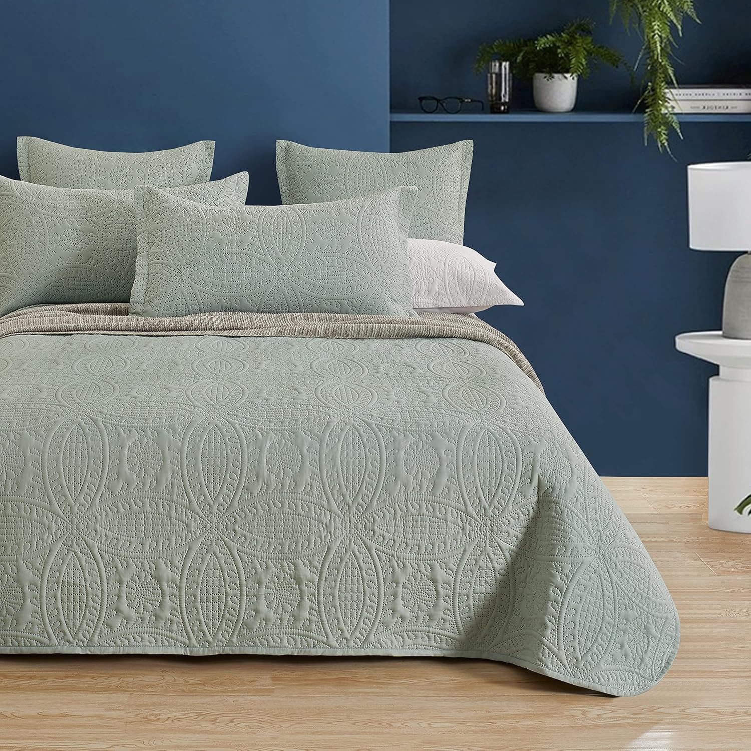 Lisbon Quilted 3-Piece Embossed Coverlet Set (Sage Green, Double/Queen)