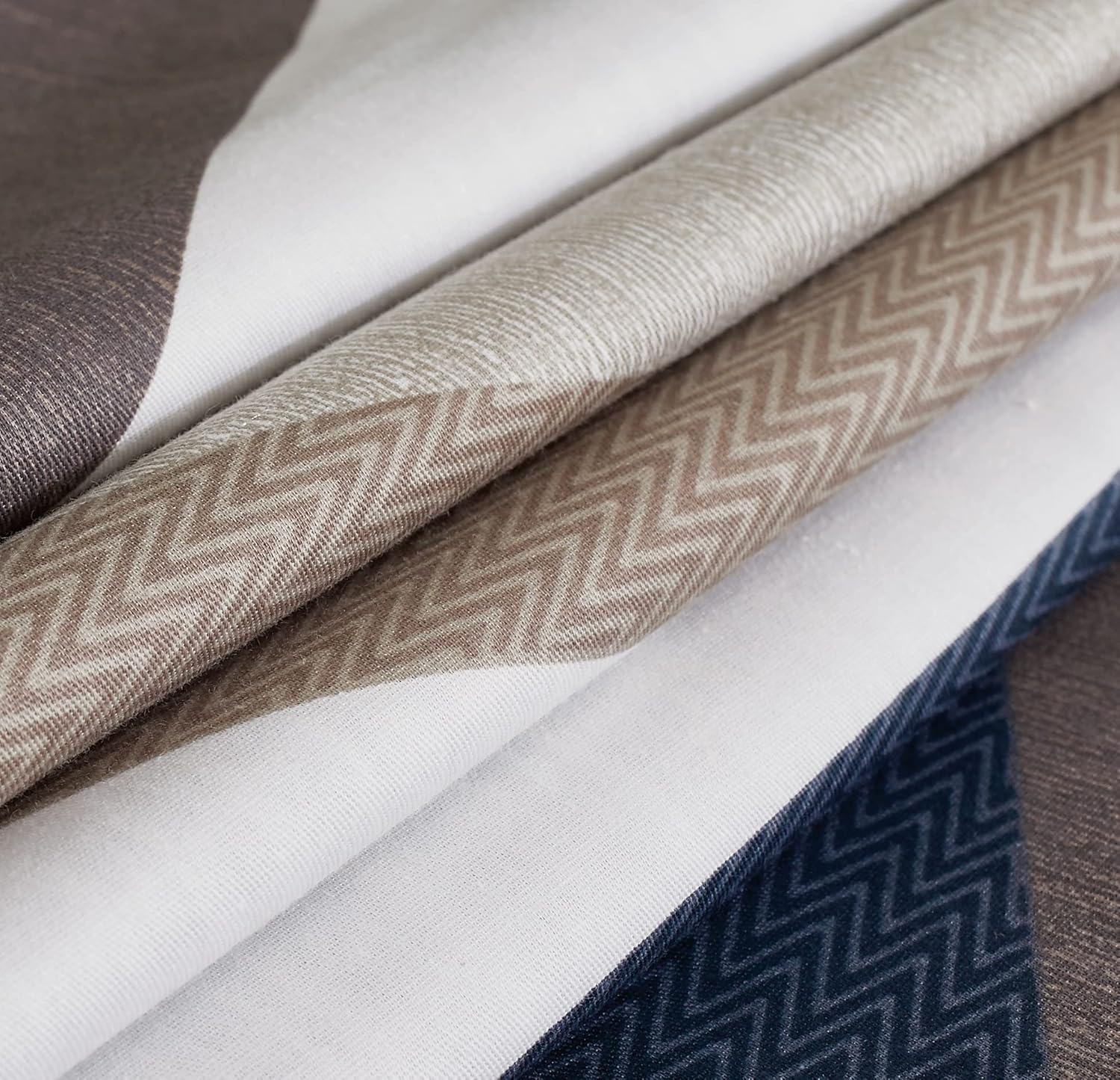 100% Cotton Oliver Reversible Printed Quilt Cover Set - Queen Size 3