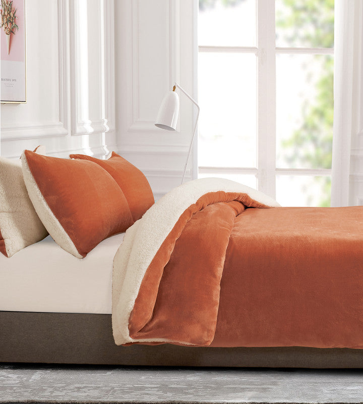 2-in-1 Teddy Sherpa Quilt Cover Set (King Size - Terracotta) 3