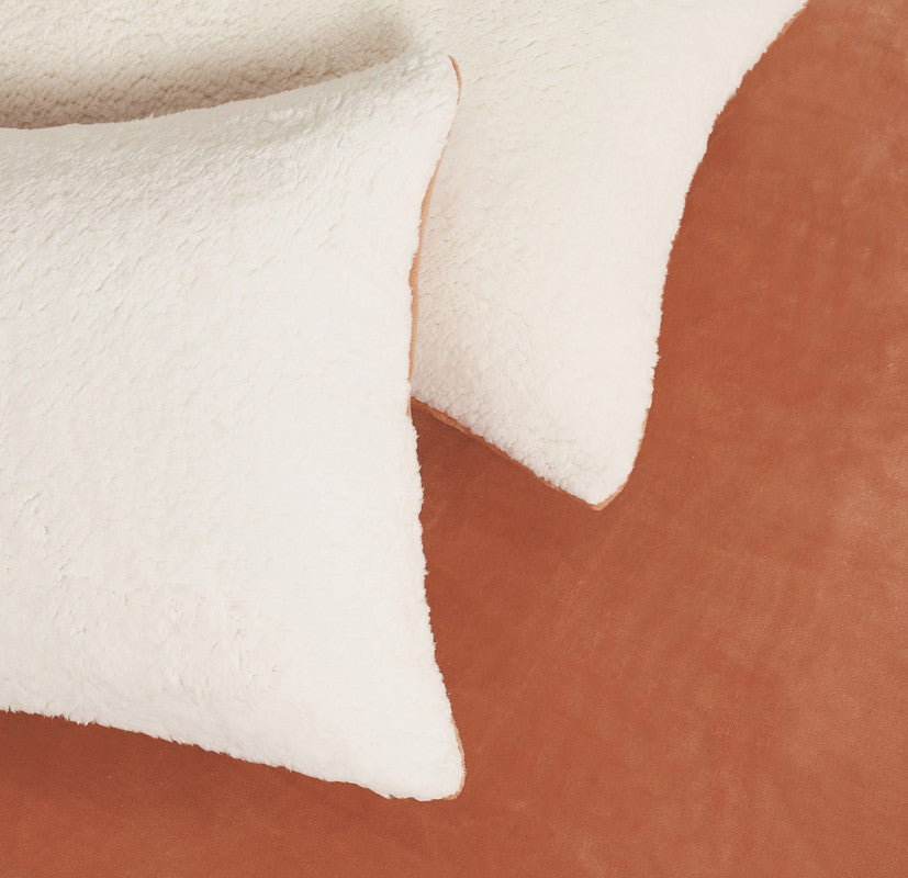 2-in-1 Teddy Sherpa Quilt Cover Set (King Size - Terracotta) 7