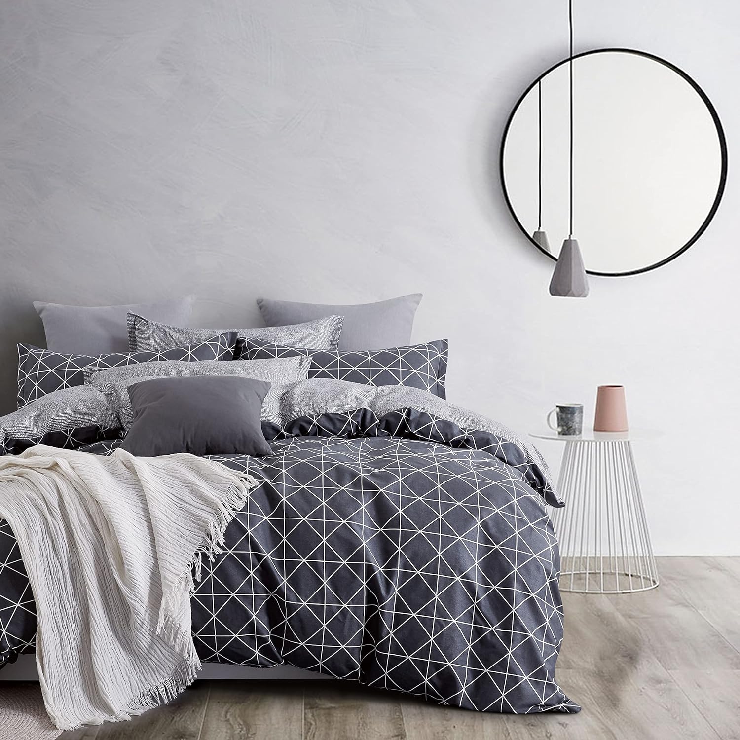 100% Cotton Manhattan Reversible Printed Quilt Cover Set - Super King Size