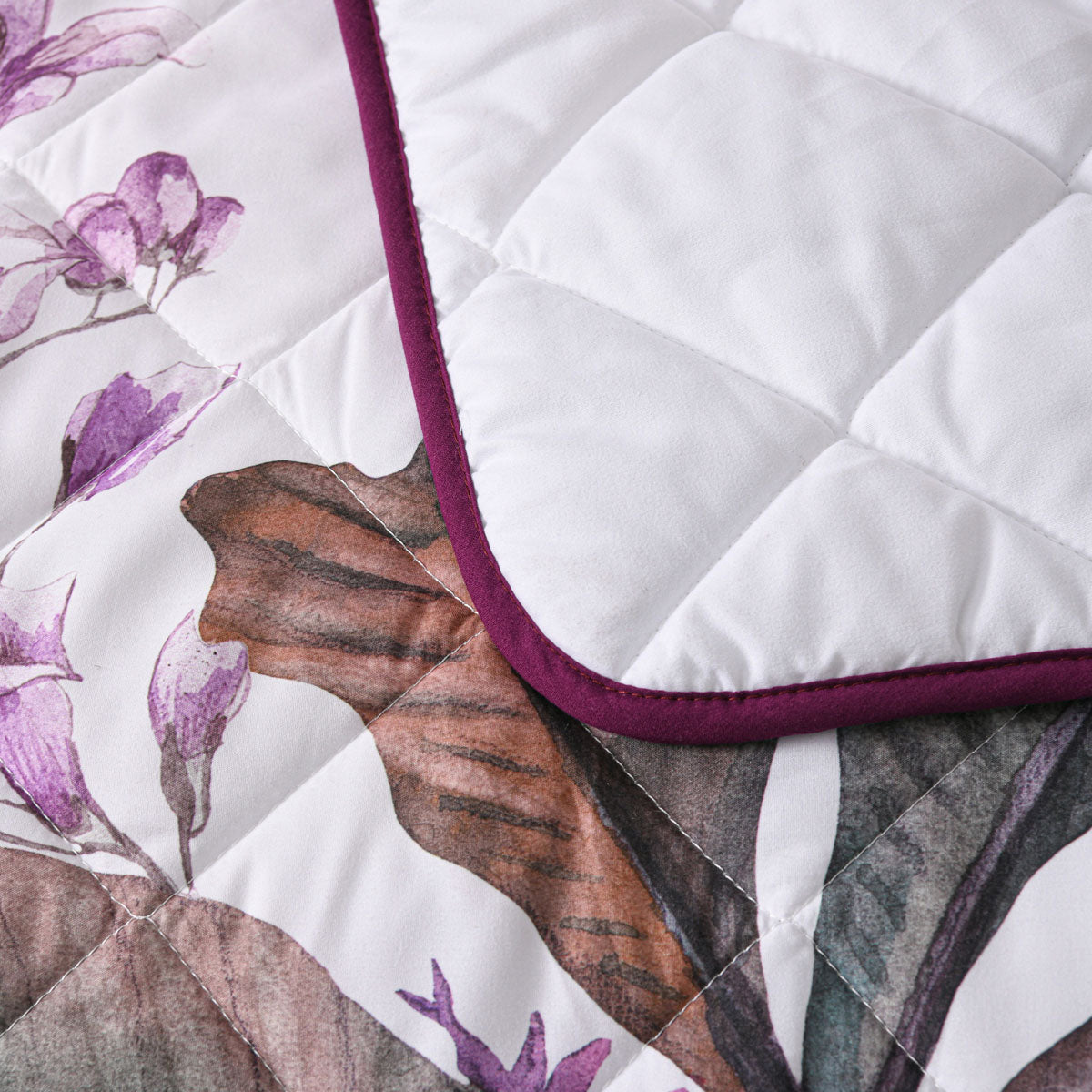 Bianca Abigail Berry Floral Printed Quilted Bedspread Set King 5