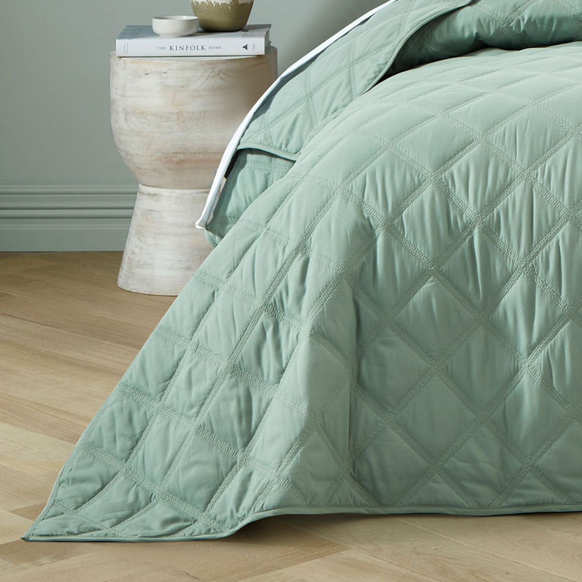 Bianca Barclay Olive Coverlet Set Queen/King 4