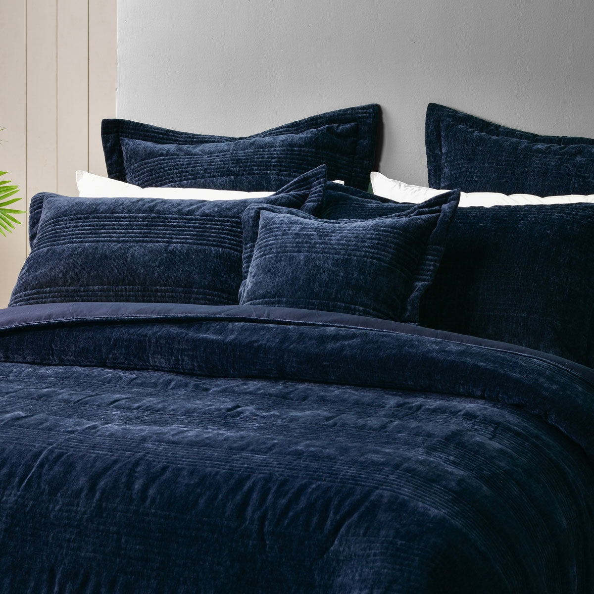 Bianca Cyrano Indigo Soft Velvet Polyester Quilted Coverlet Set Single/Double 3
