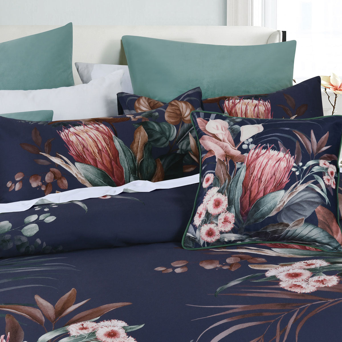 Bianca Balwyn Navy Cotton Sateen Botanical Quilt Cover Set King 3
