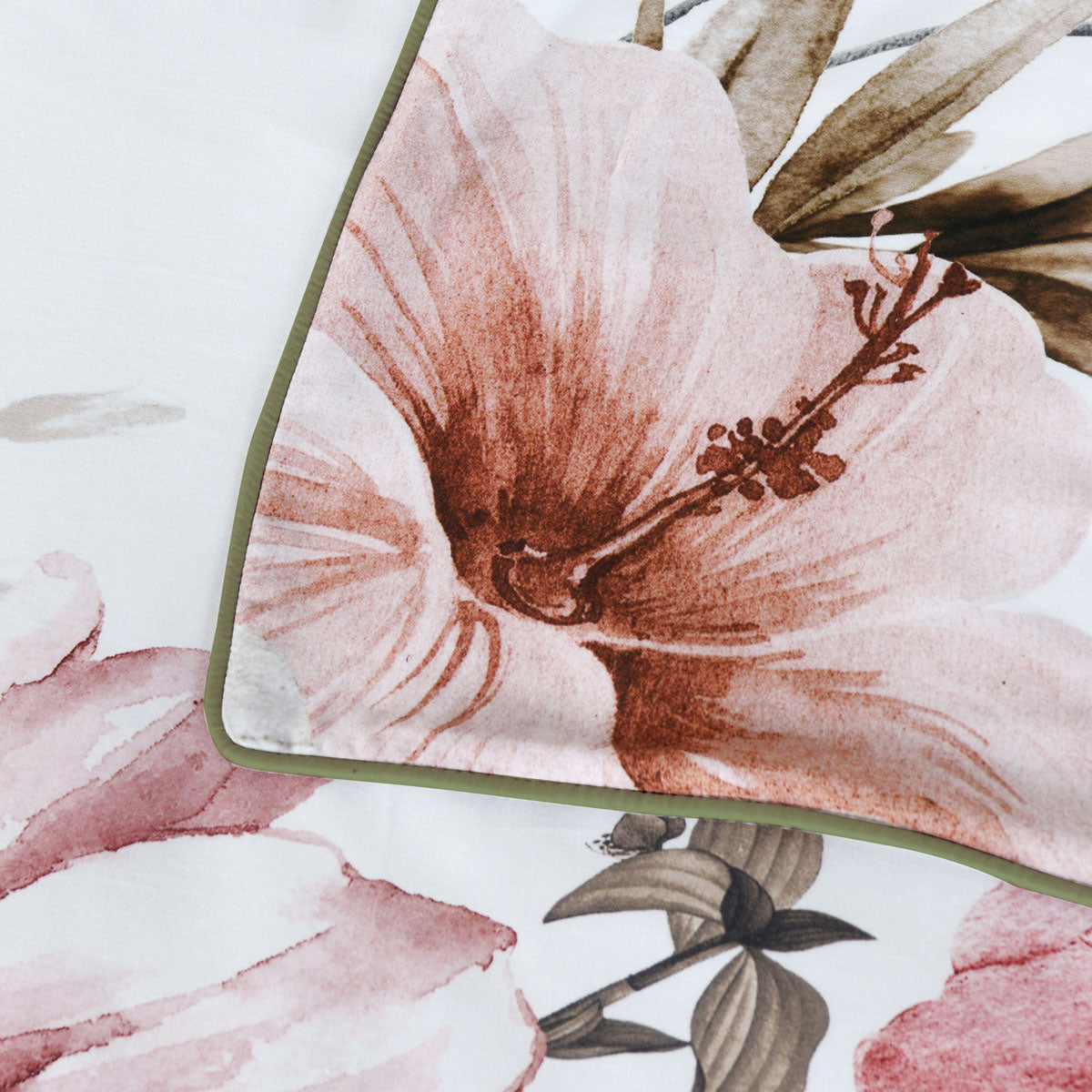 Bianca Eliana White Floral Printed Cotton Sateen Quilt Cover Set Queen 5