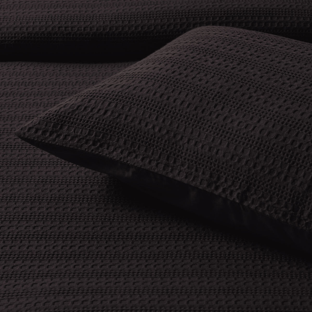 Bianca Kahlani Chocolate Waffle Quilt Cover Set Double 4