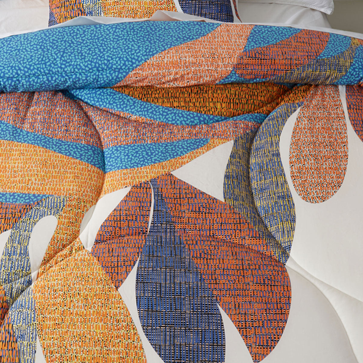 Accessorize Sorrel White Foliage 3 Piece Comforter Set Double 3