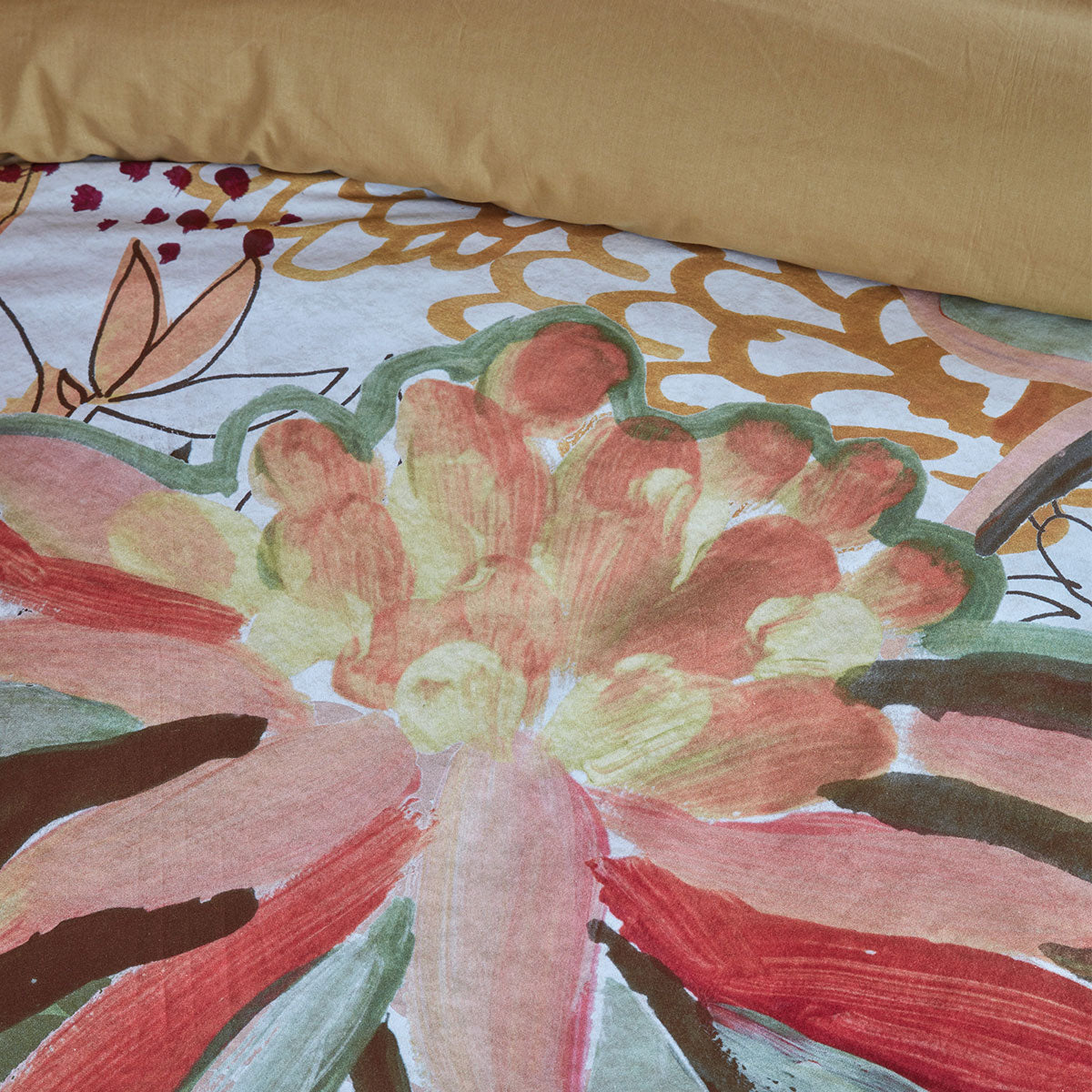 Bedding House Scarlett Multi Cotton Quilt Cover Set Queen 3