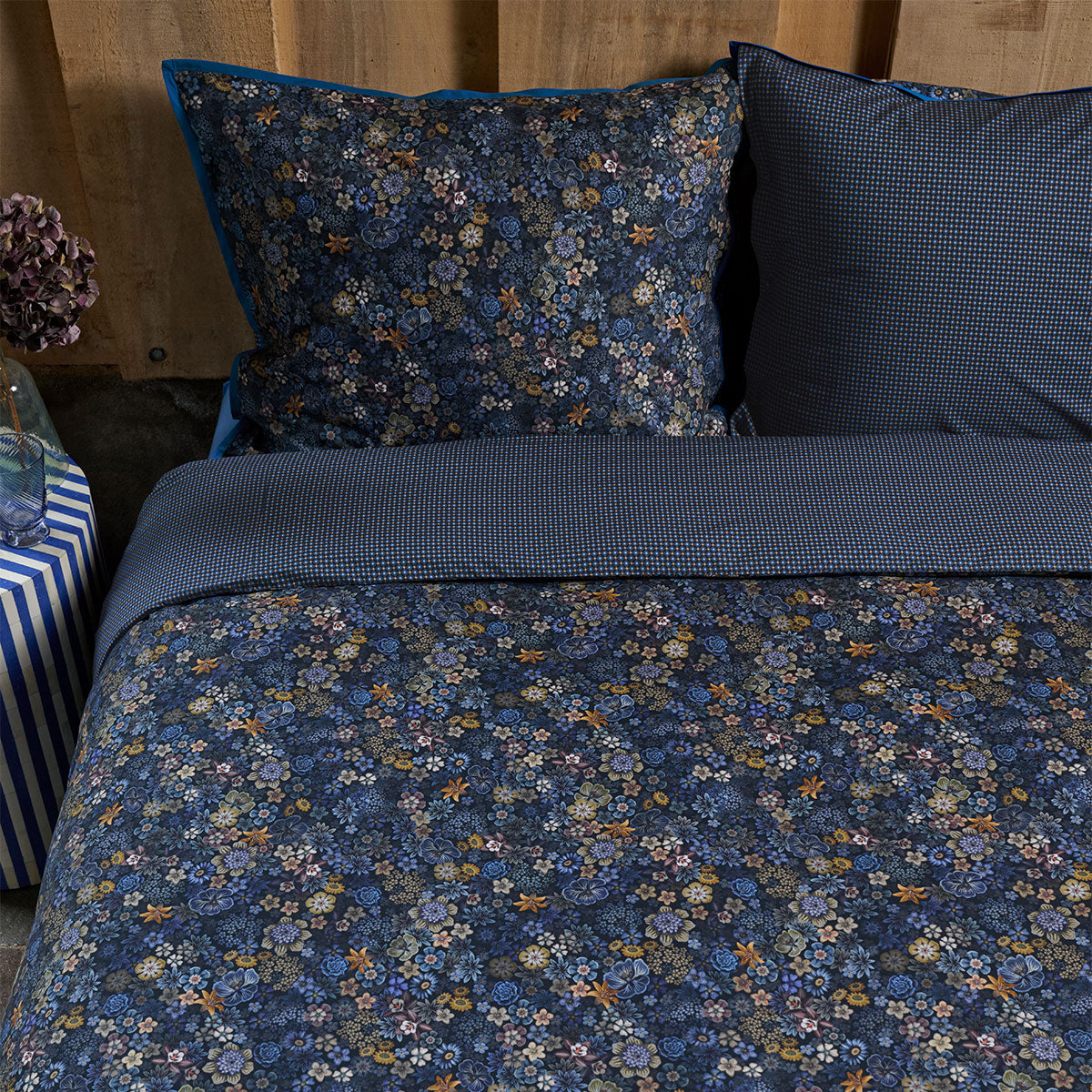 PIP Studio Tutti i Fiori Dark Blue Cotton Quilt Cover Set Queen 4