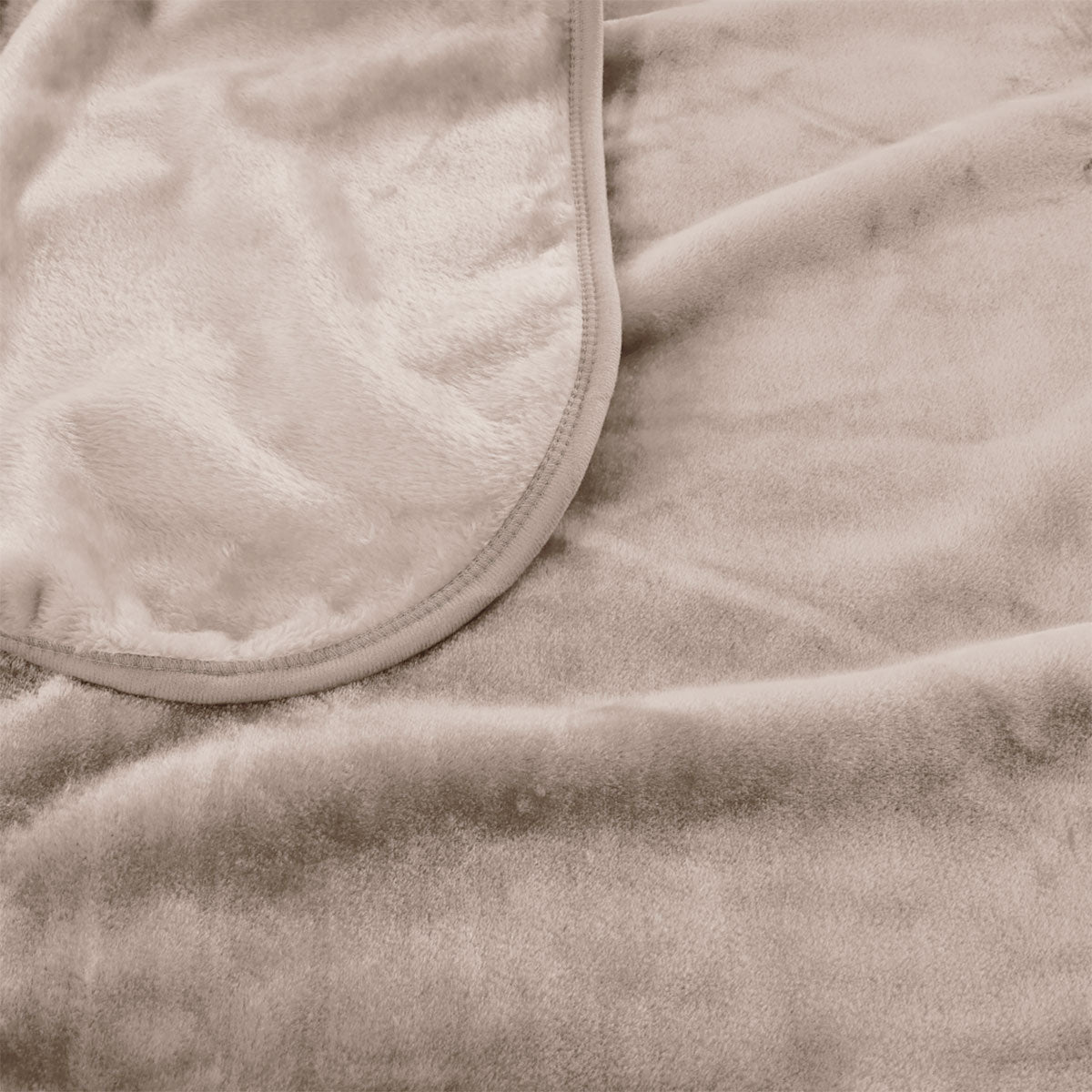 J Elliot Home 800GSM Luxury Winter Thick Mink Blanket Beige King 3