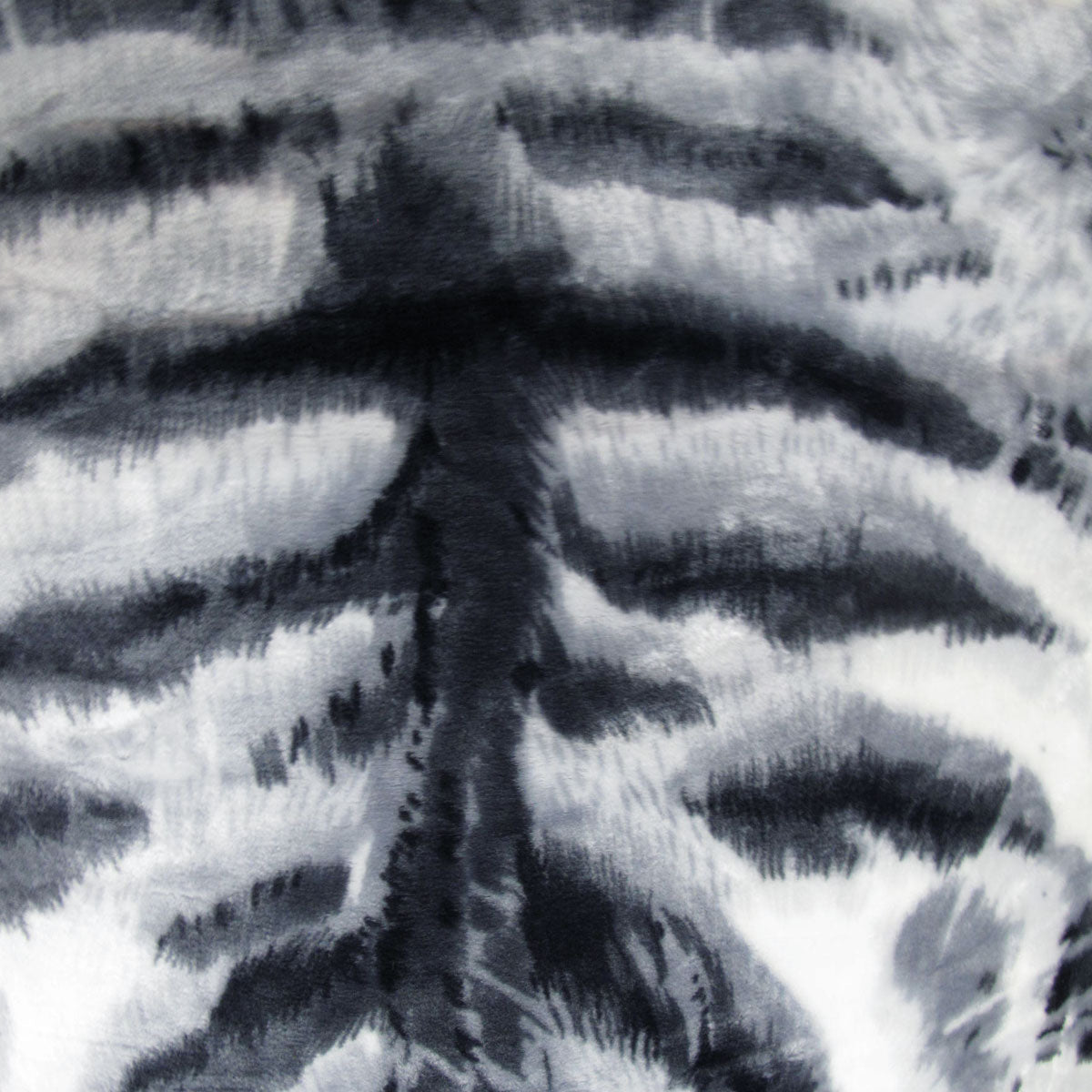 J.Elliot Home 350gsm Tiger Photo Mink Blanket 3