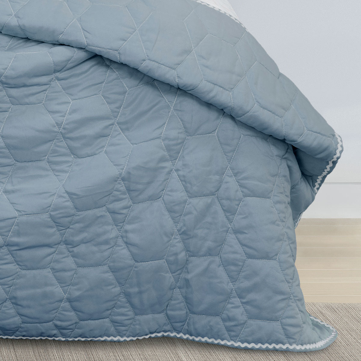 Jelly Bean Kids Bolston Pale Blue Kids Coverlet Set Single/Double 3