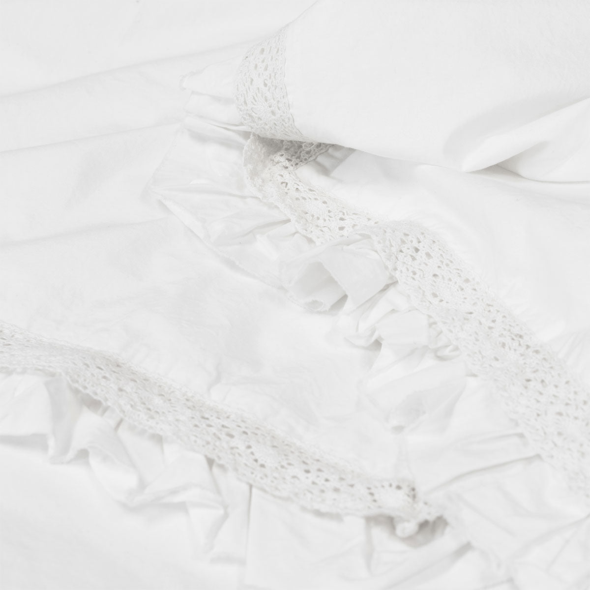 Algodon Adele White Cotton Ruffle Quilt Cover Set King 4