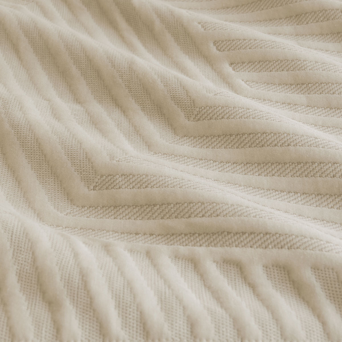 Ardor Alton Linen Jacquard Embossed Texture Geo Quilt Cover Set King 3