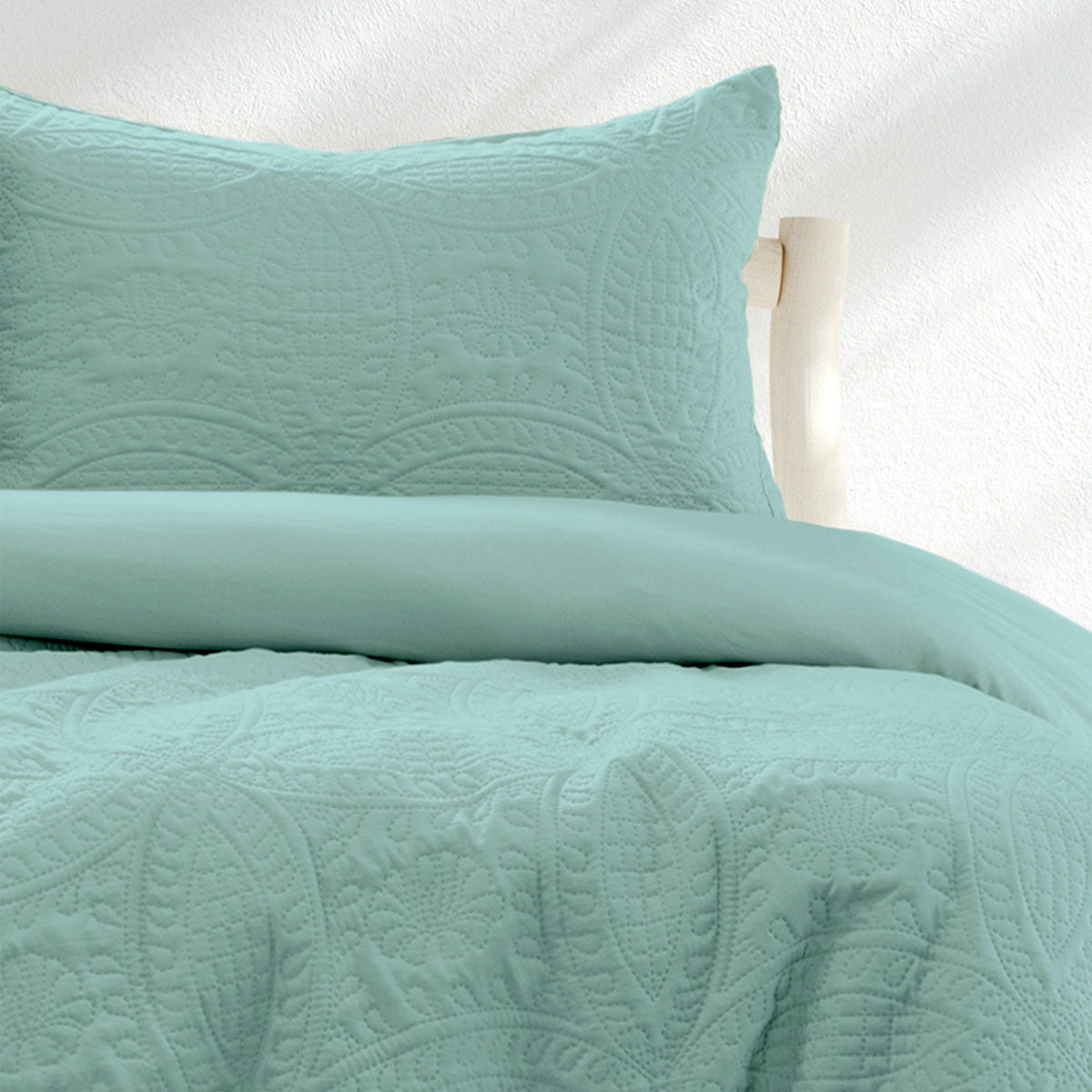 Ardor Eddison Bluestone Light Quilted Embossed Quilt Cover Set King 3