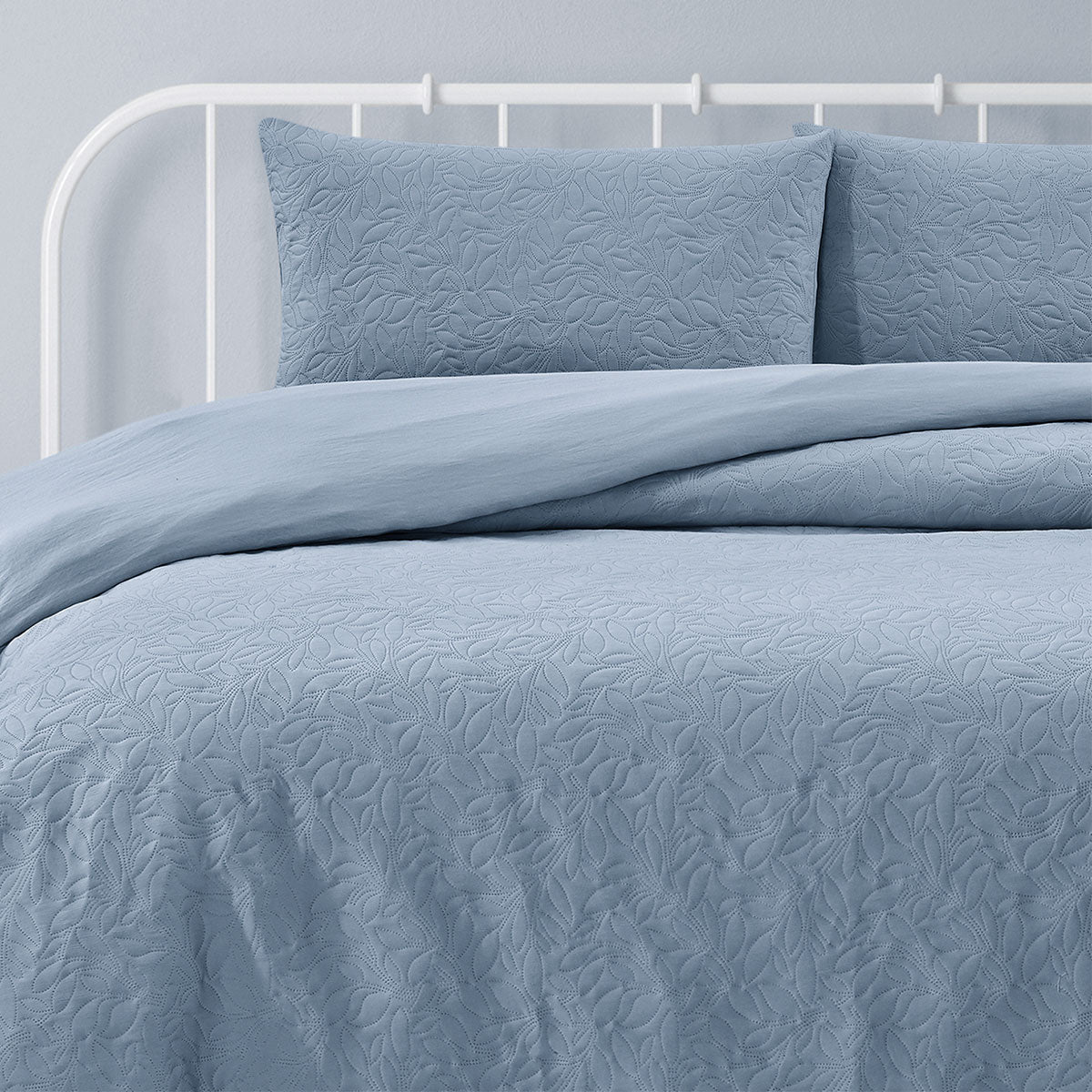 Ardor Lottie Bluebell Pinsonic Embossed Quilt Cover Set Queen 3