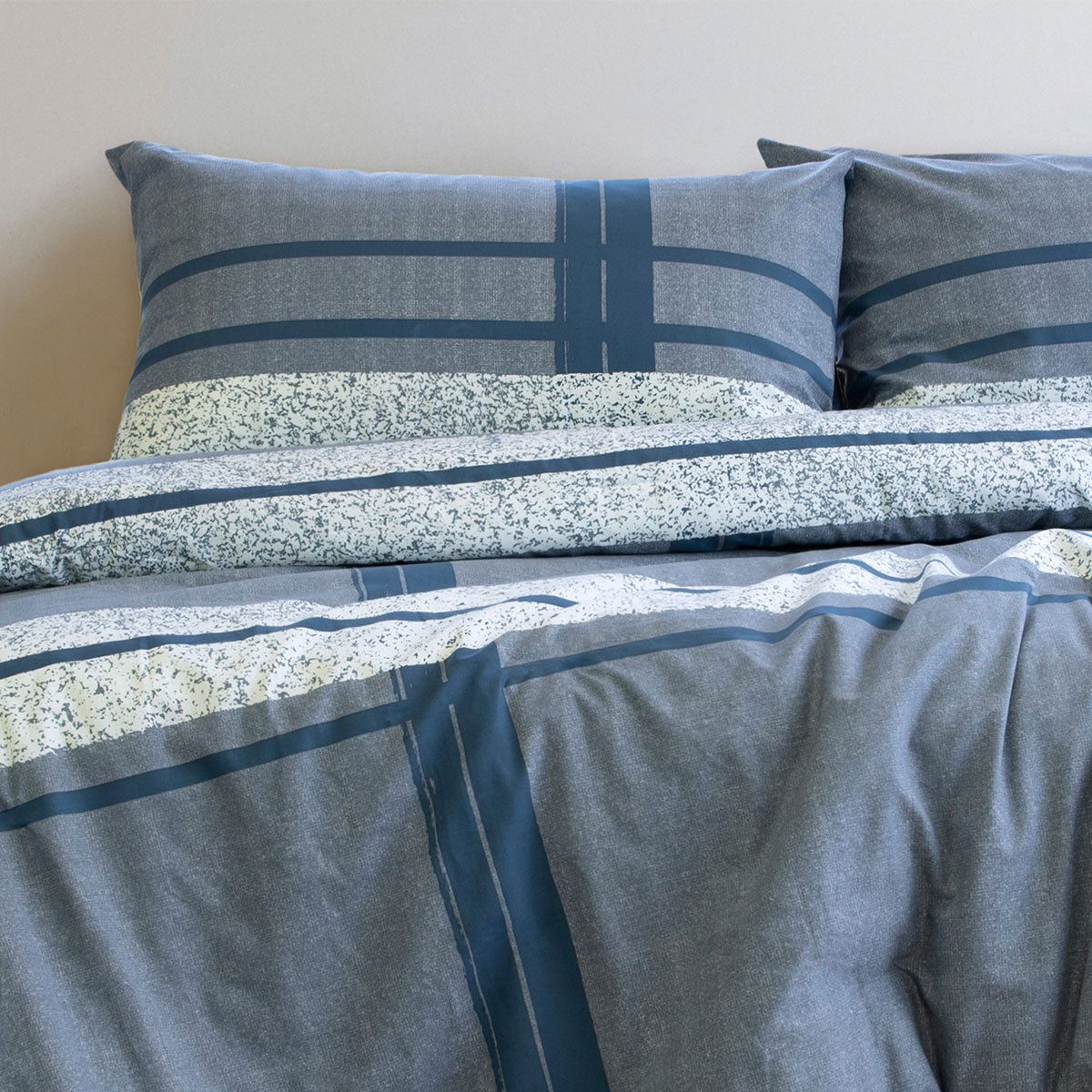 Ardor Mateo Navy Polyester Cotton Quilt Cover Set King 3