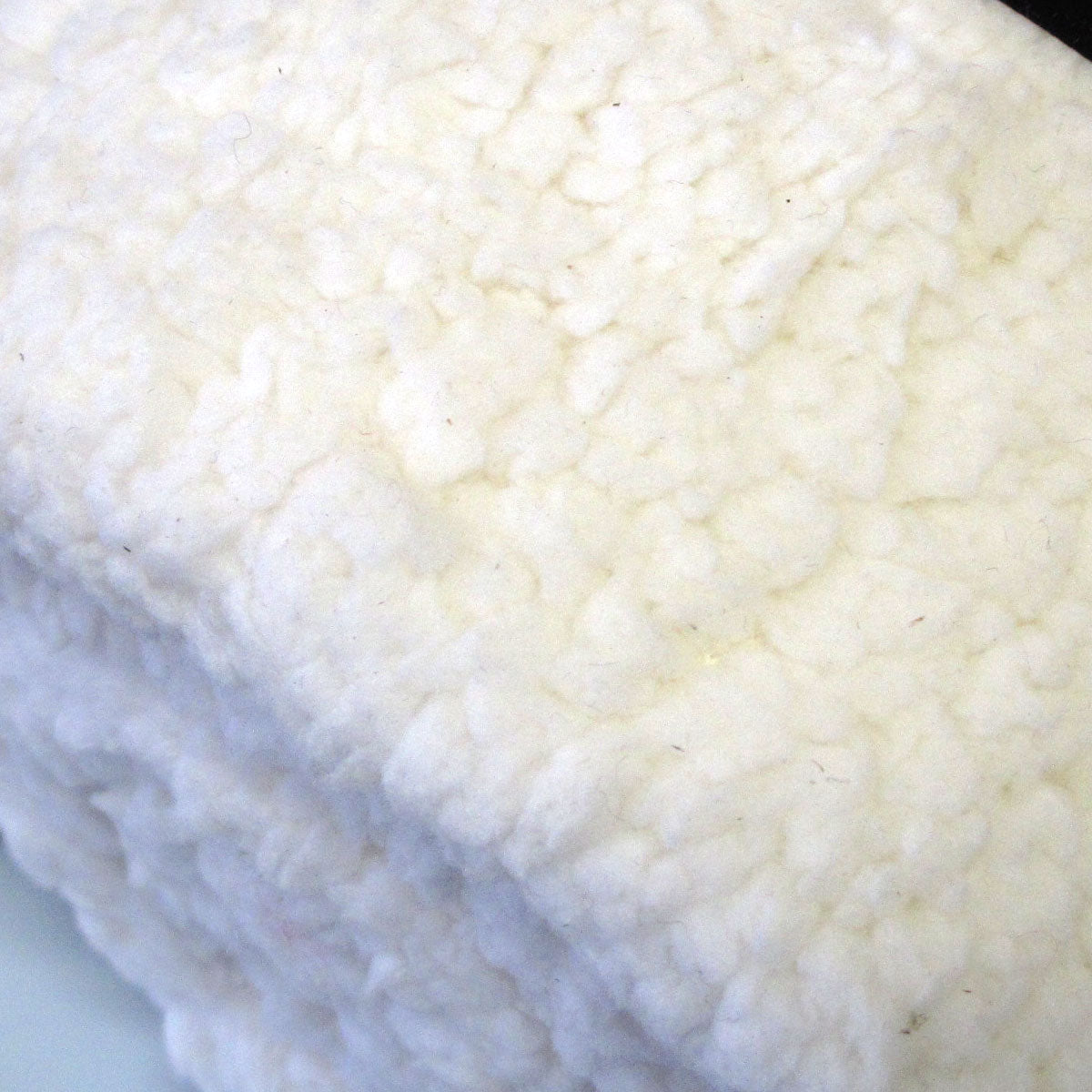 Ardor Lupinia Ivory Sherpa Fleece Throw Rug 130 x 150cm 3