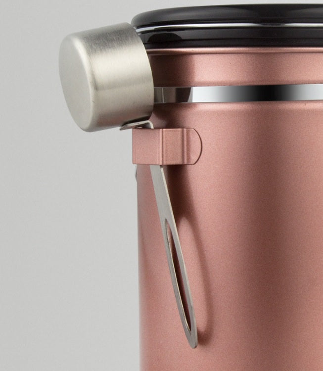 1.5L Storage Container with Spoon 4