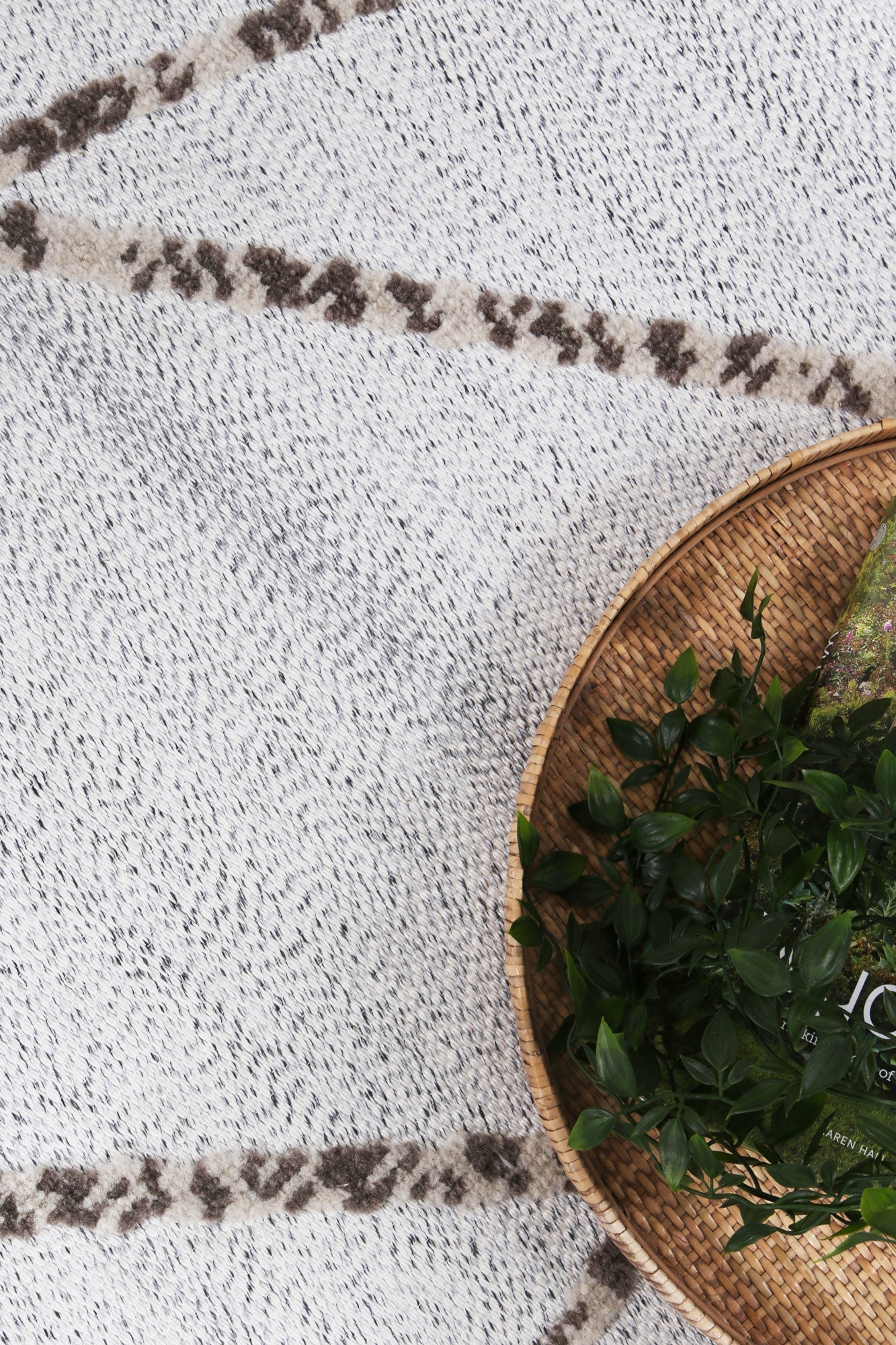 ares-05-cream-beige 80x300 6