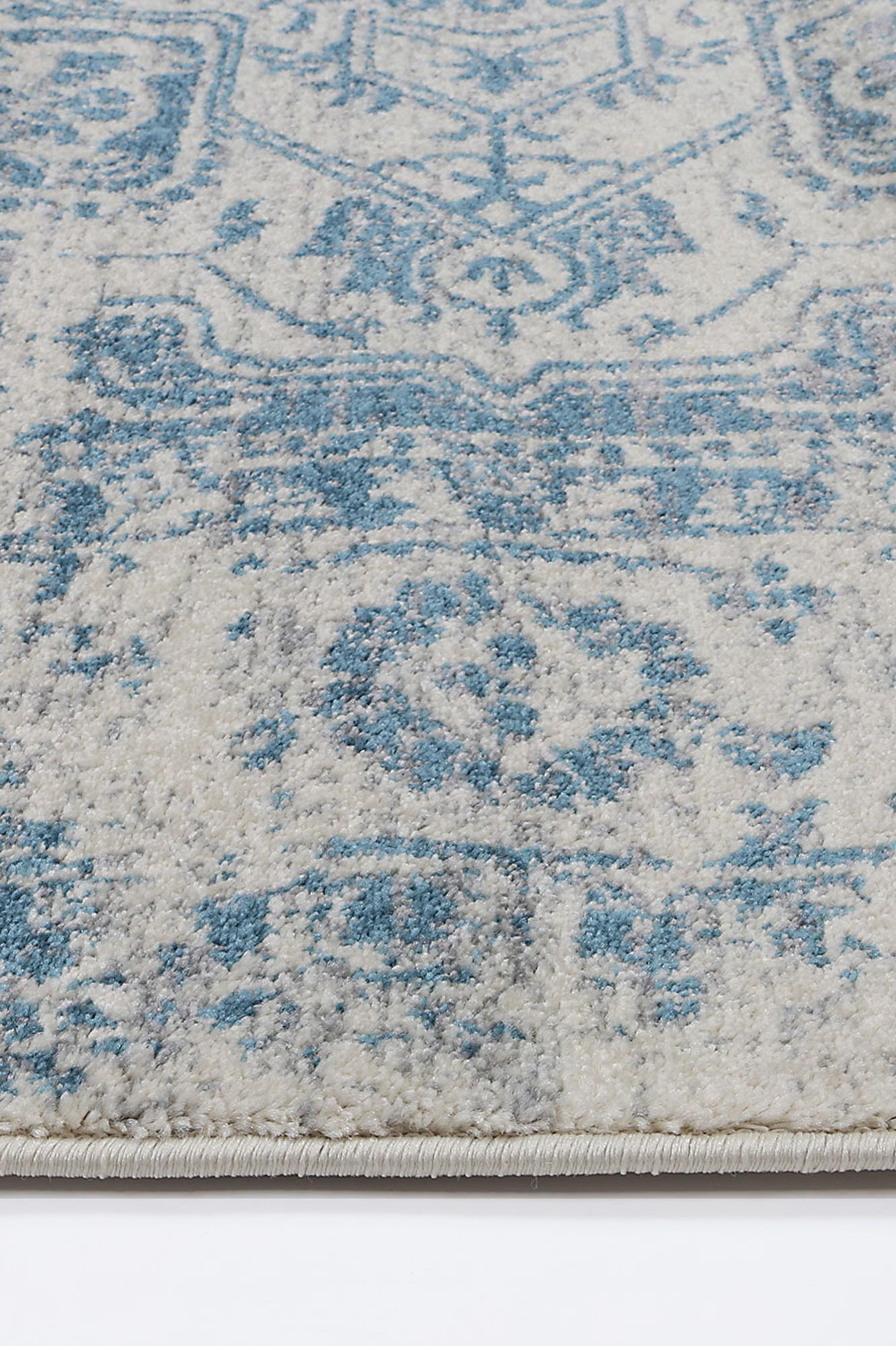delicate-audrey-ivory-blue-rug 160x230 3