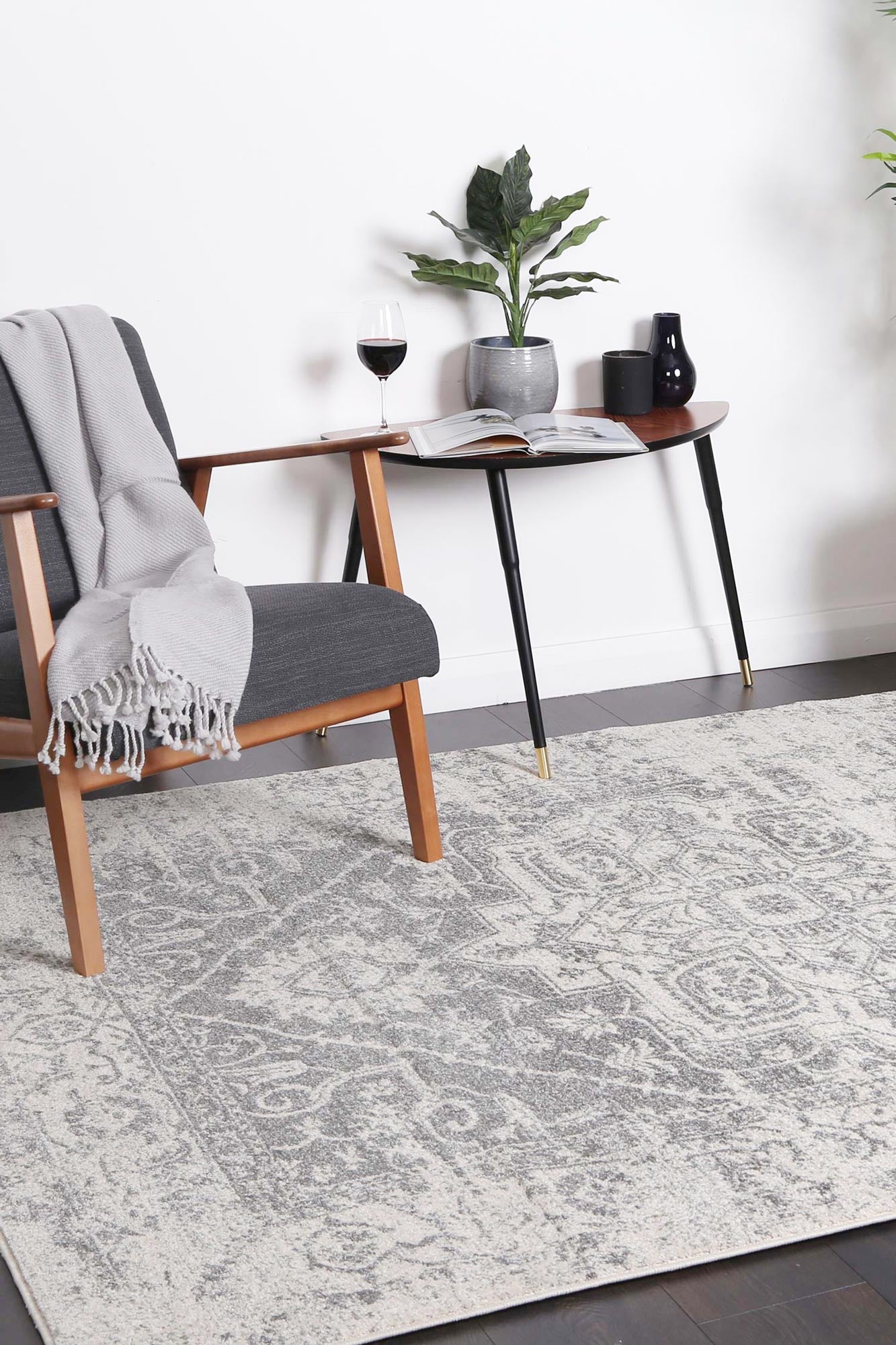 delicate-audrey-ivory-grey-rug 160x230 6