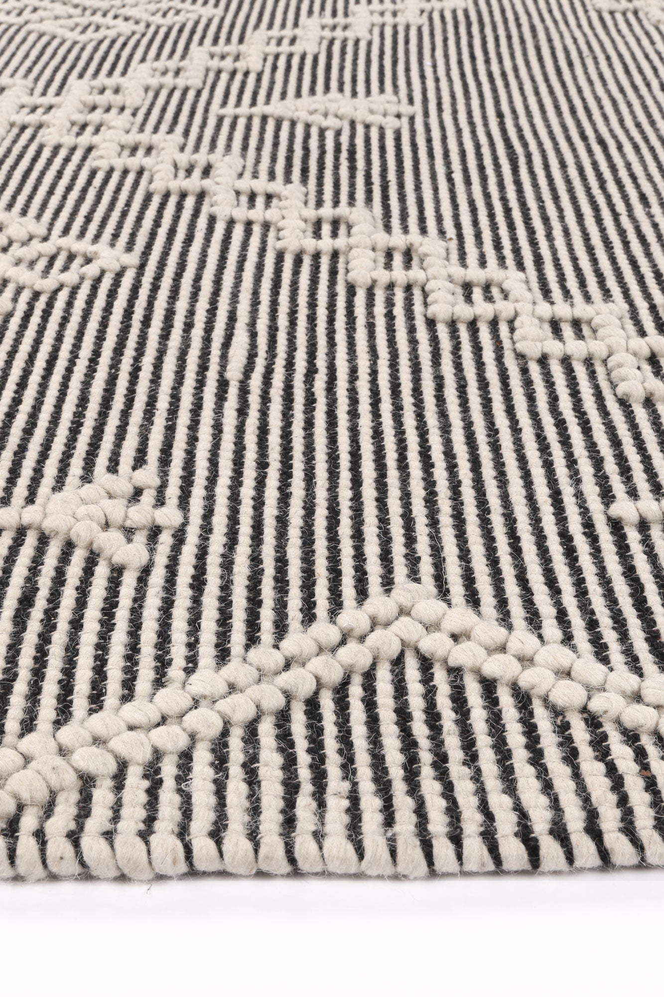 Goa D5- CREAM (No Tassel) 300x400 3