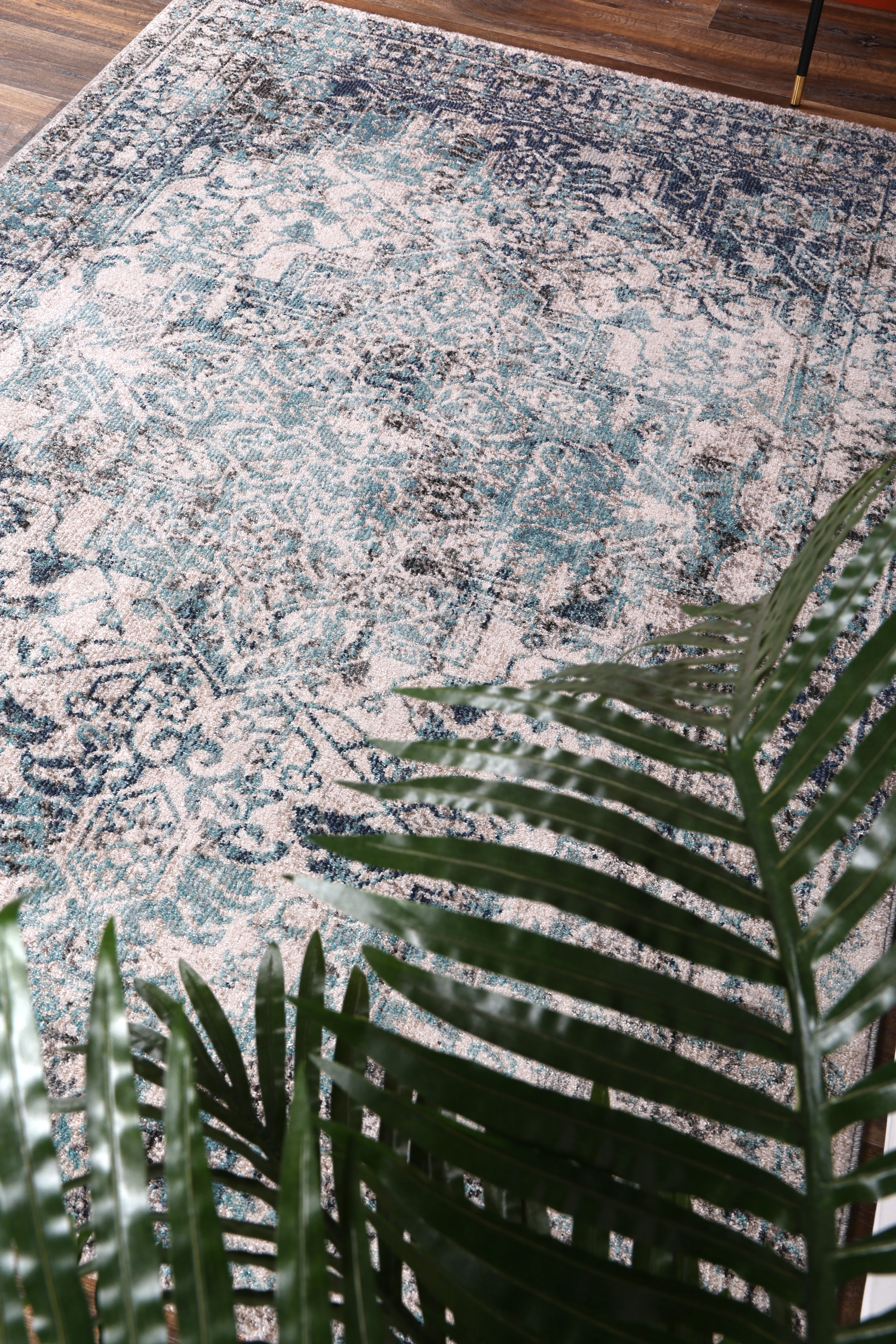 salsa-adrianita-ivory-blue-transitional-rug 160x230 6