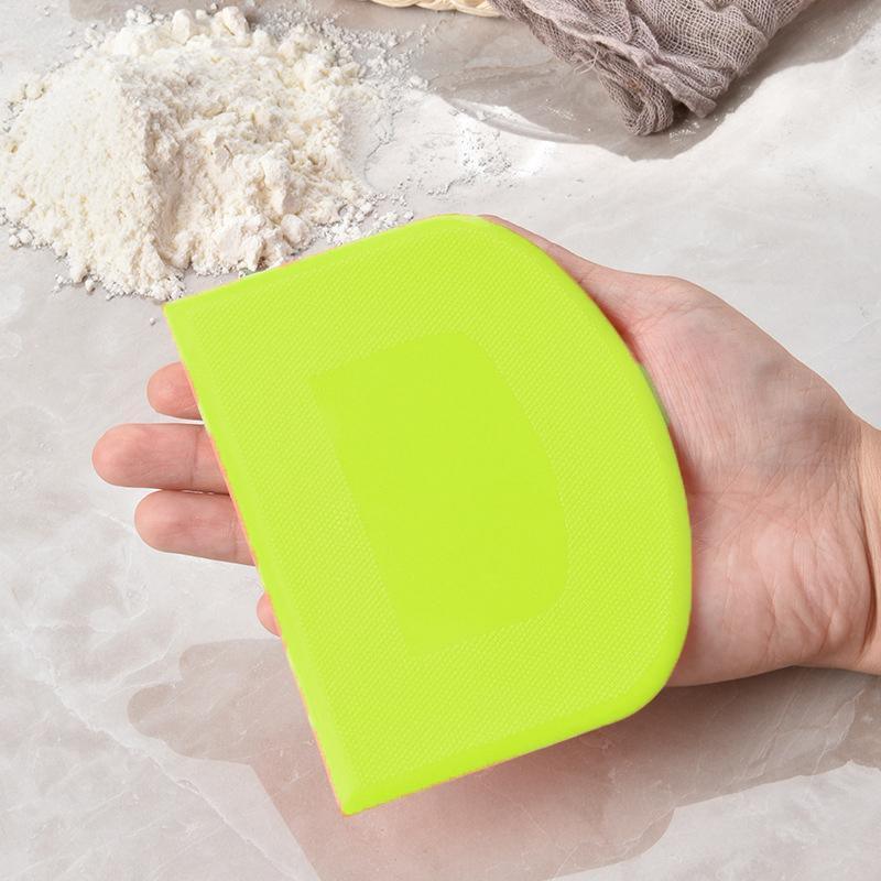 Baker Dough Scraper Sourdough Pizza Cake Pastry Bread Cutter Slicer Cutting Tool 4
