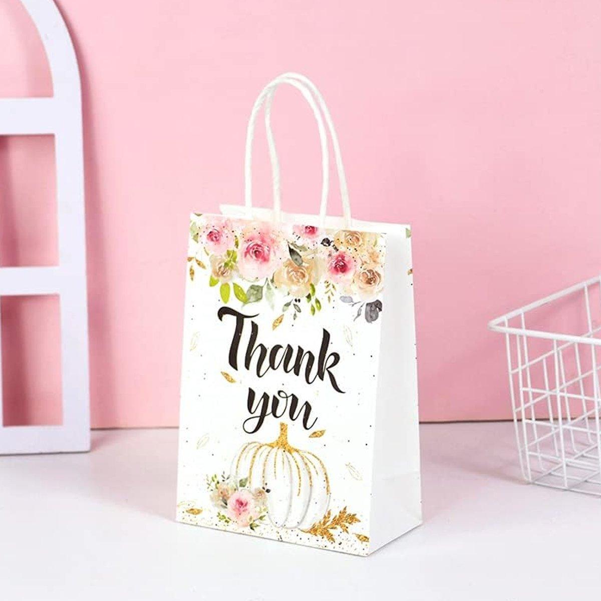 30pcs Printed Gift Bags Holiday Packaging Tote Gift Bags for Christmas Party 5