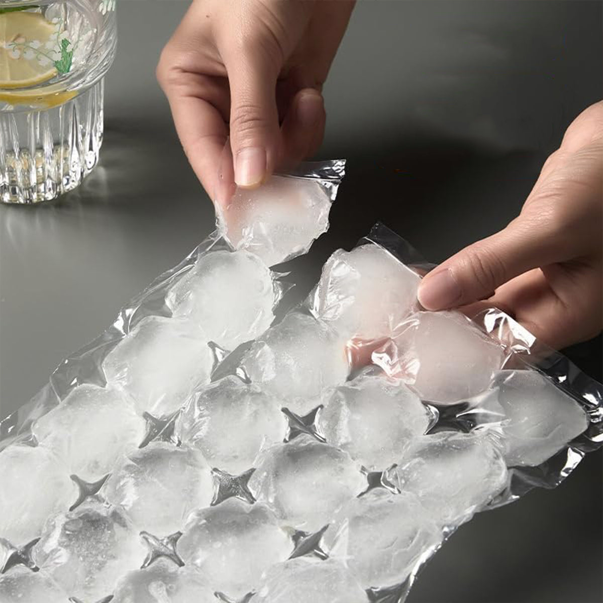 Disposable Ice Pack Bag 100PCS Water Injection Ice Cube Mold Tear Ice Grid 4