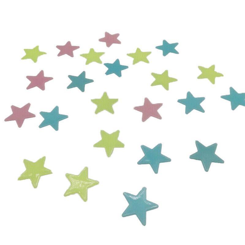 100 Pieces Glow-in-the-Dark Luminous Star Wall Stickers for Bedroom or Ceiling Decor - Green