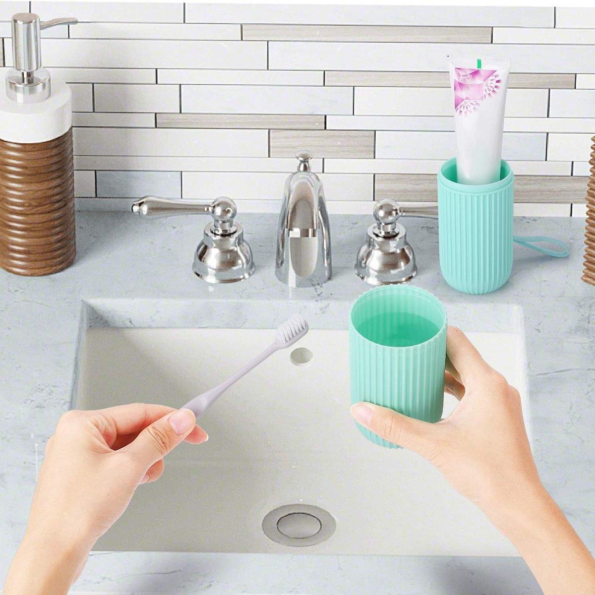 Travel Toothbrush and Toothpaste Holder Portable Bathroom Storage Box Case Cover - Green 4