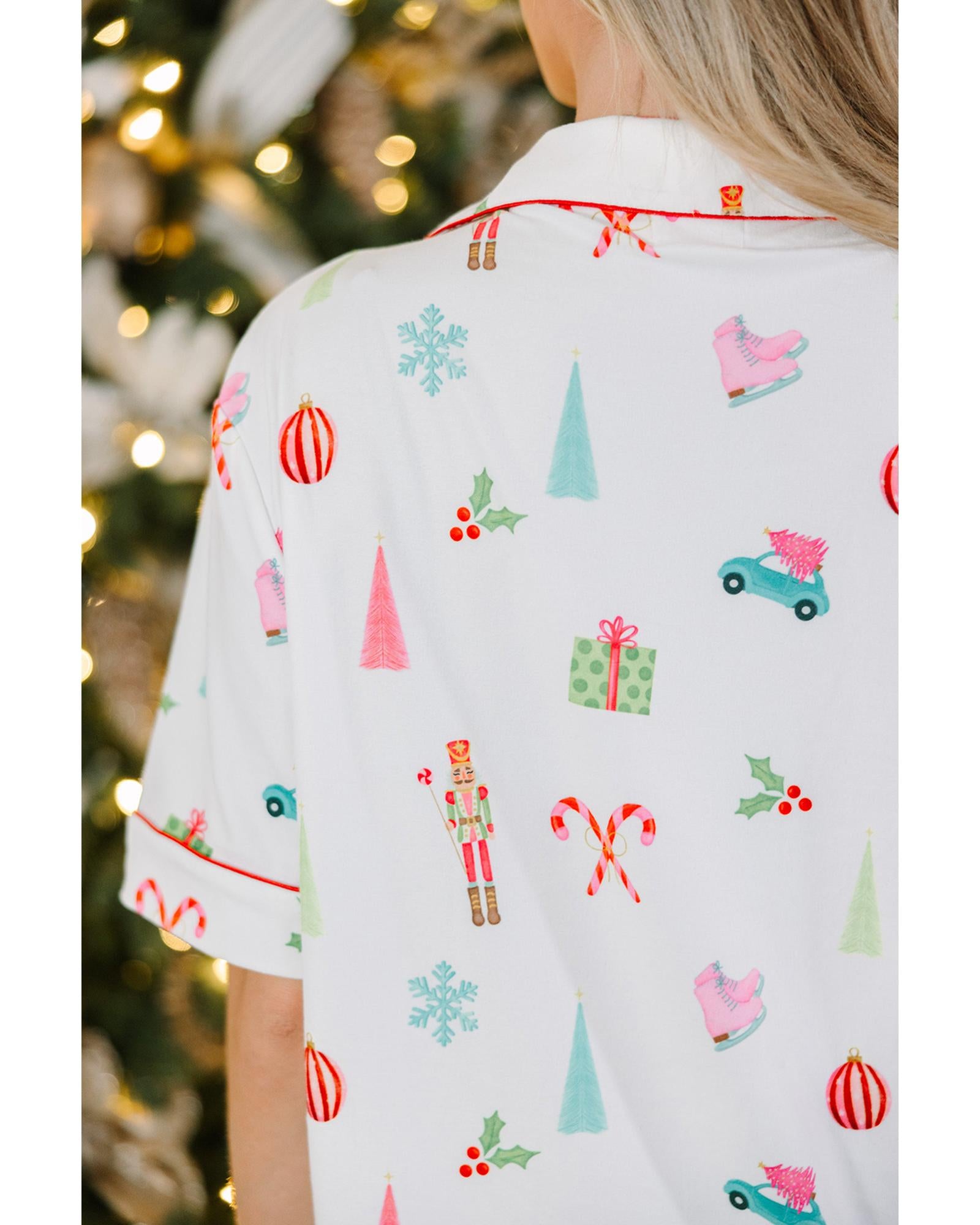 White Christmas Print Short Sleeve Shirt and Shorts Pajama Set - L 7