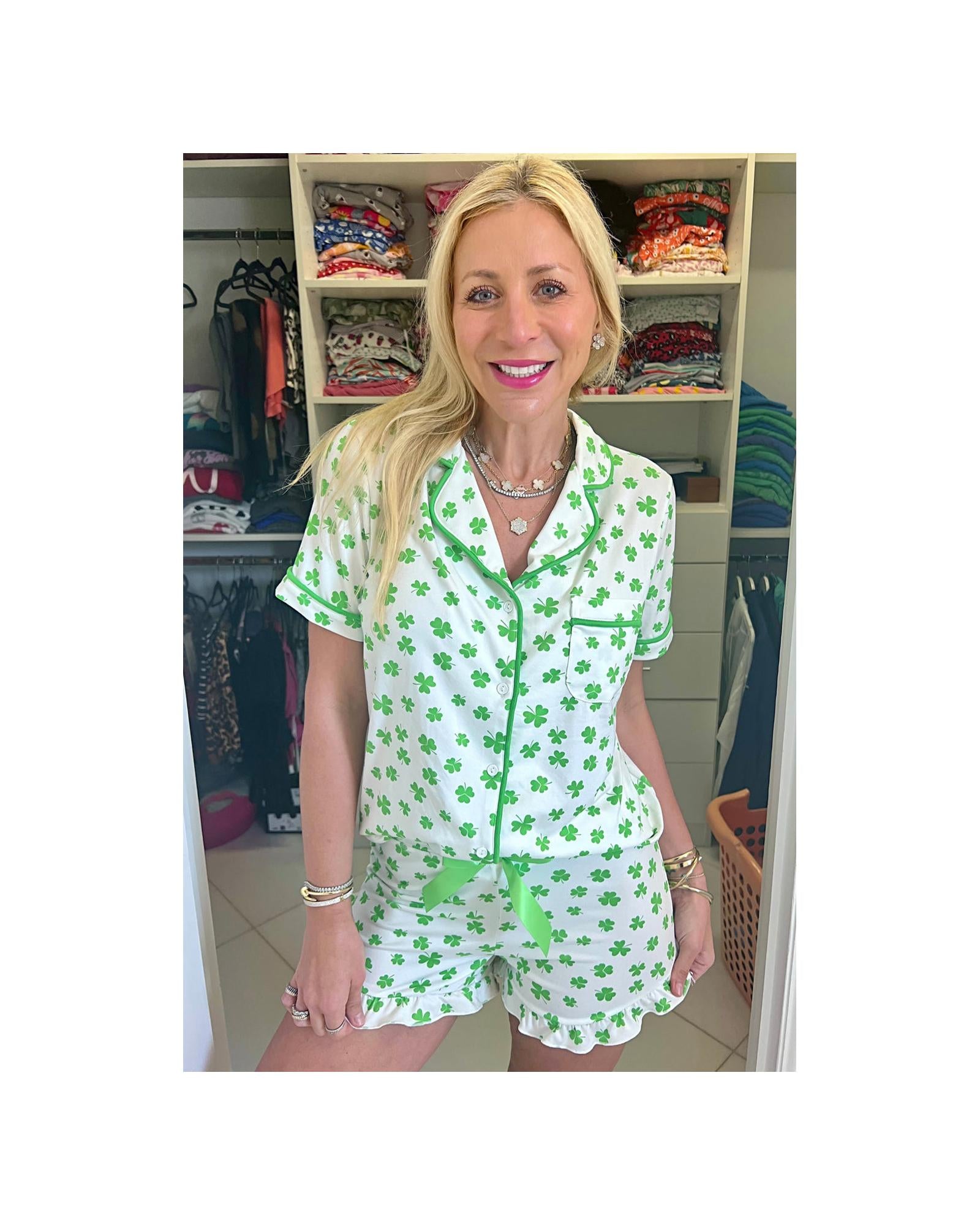 Green Clover Printed Short Sleeve and Ruffled Shorts Pajama Set - L