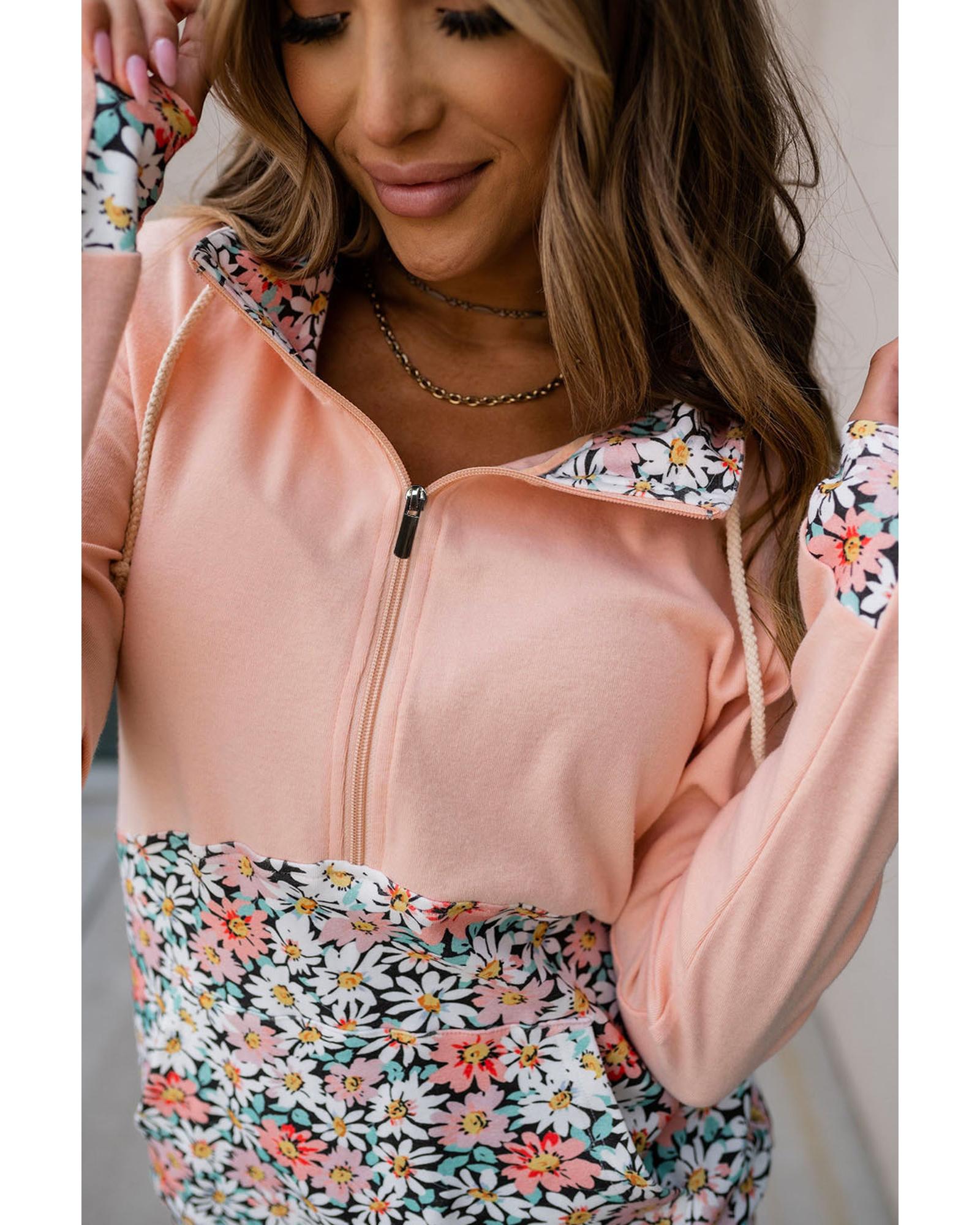 Azura Exchange Floral Patch Half Zip Kangaroo Pocket Hoodie - S