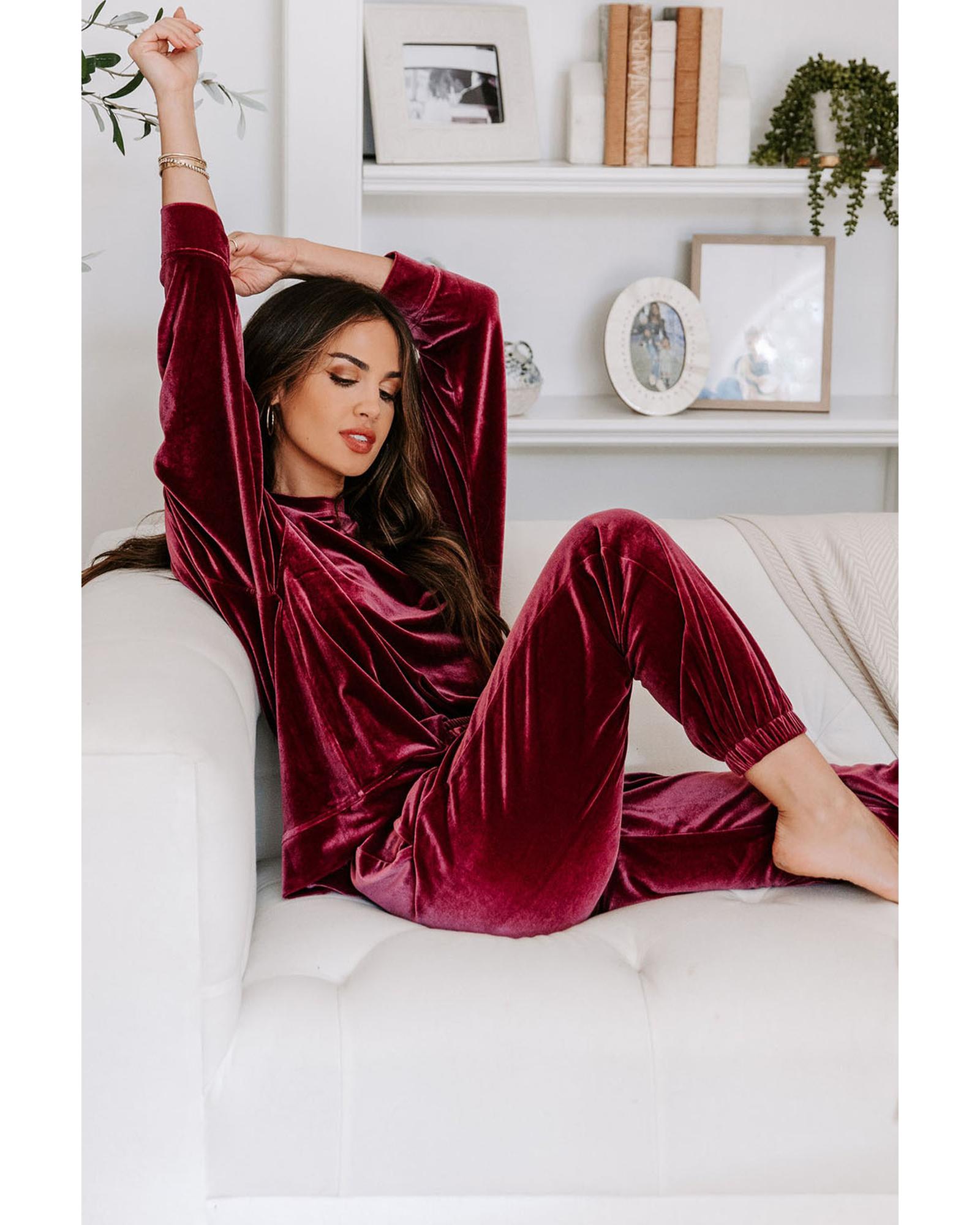 Fiery Red Solid Velvet Two Piece Lounge Set - L 4