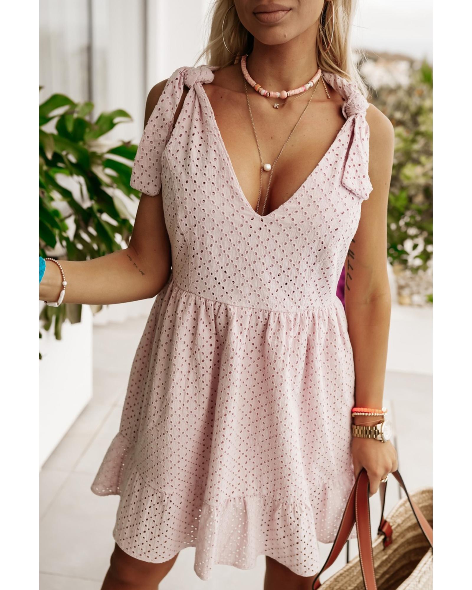 Delicacy Embroidered Eyelets Ruffled Hem Sleeveless Mini Dress - M