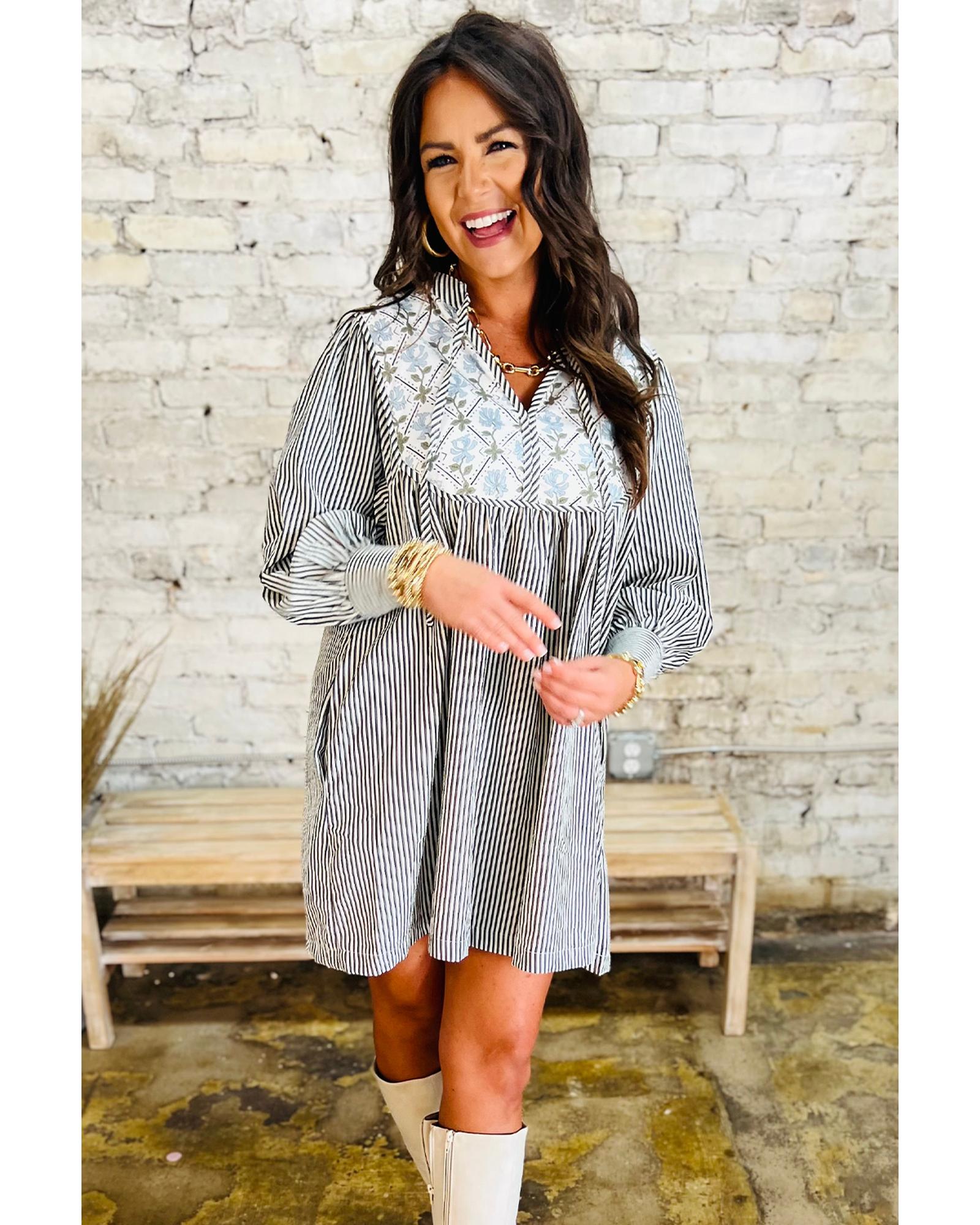 Black Stripe Floral Patchwork Tied V Neck Shift Long Sleeve Mini Dress - S