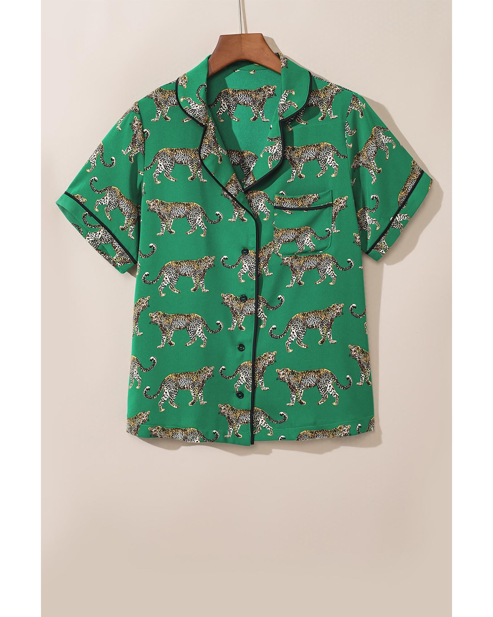 Green Cheetah Print Short Sleeve Shirt and Pants Pajama Set - L 3