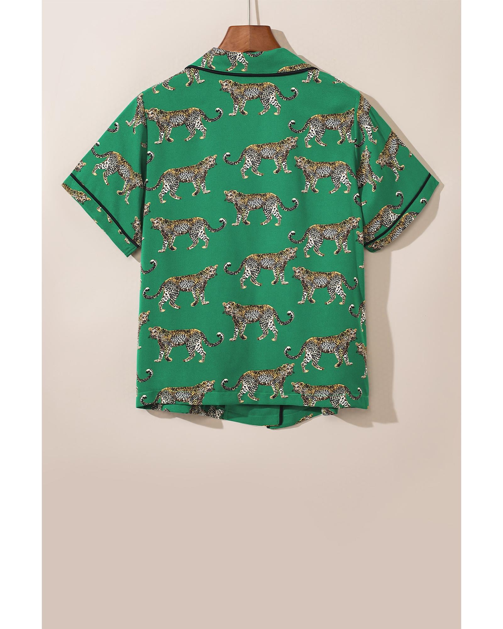 Green Cheetah Print Short Sleeve Shirt and Pants Pajama Set - XL 5