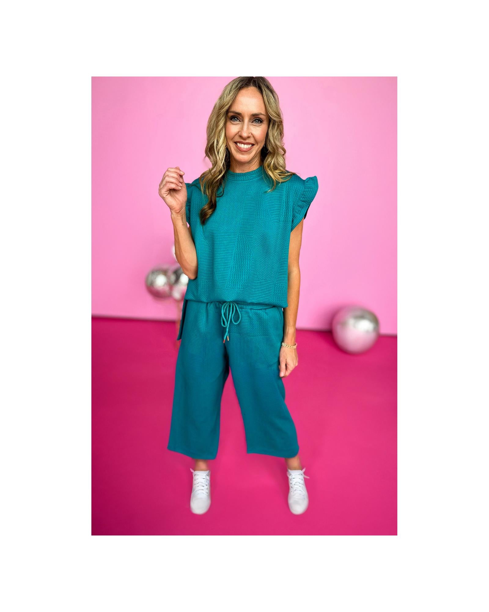 Skobeloff Ruffled Sleeve Summer Top and Cropped Loose Pants Set - XL 4