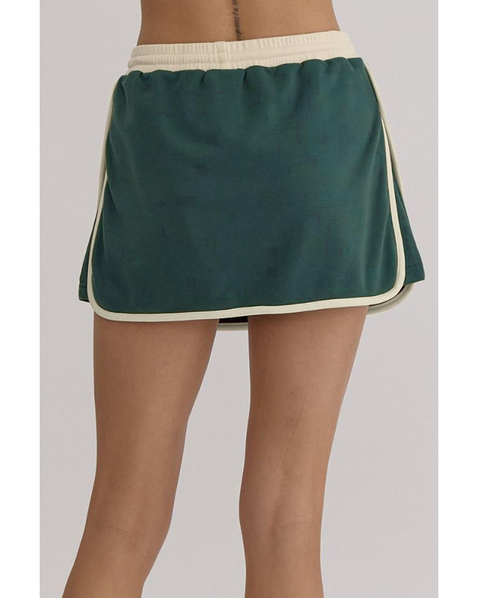 Evergreen Color Contrast Loose Pullover and Lace-up Waist Skort Set - L 7