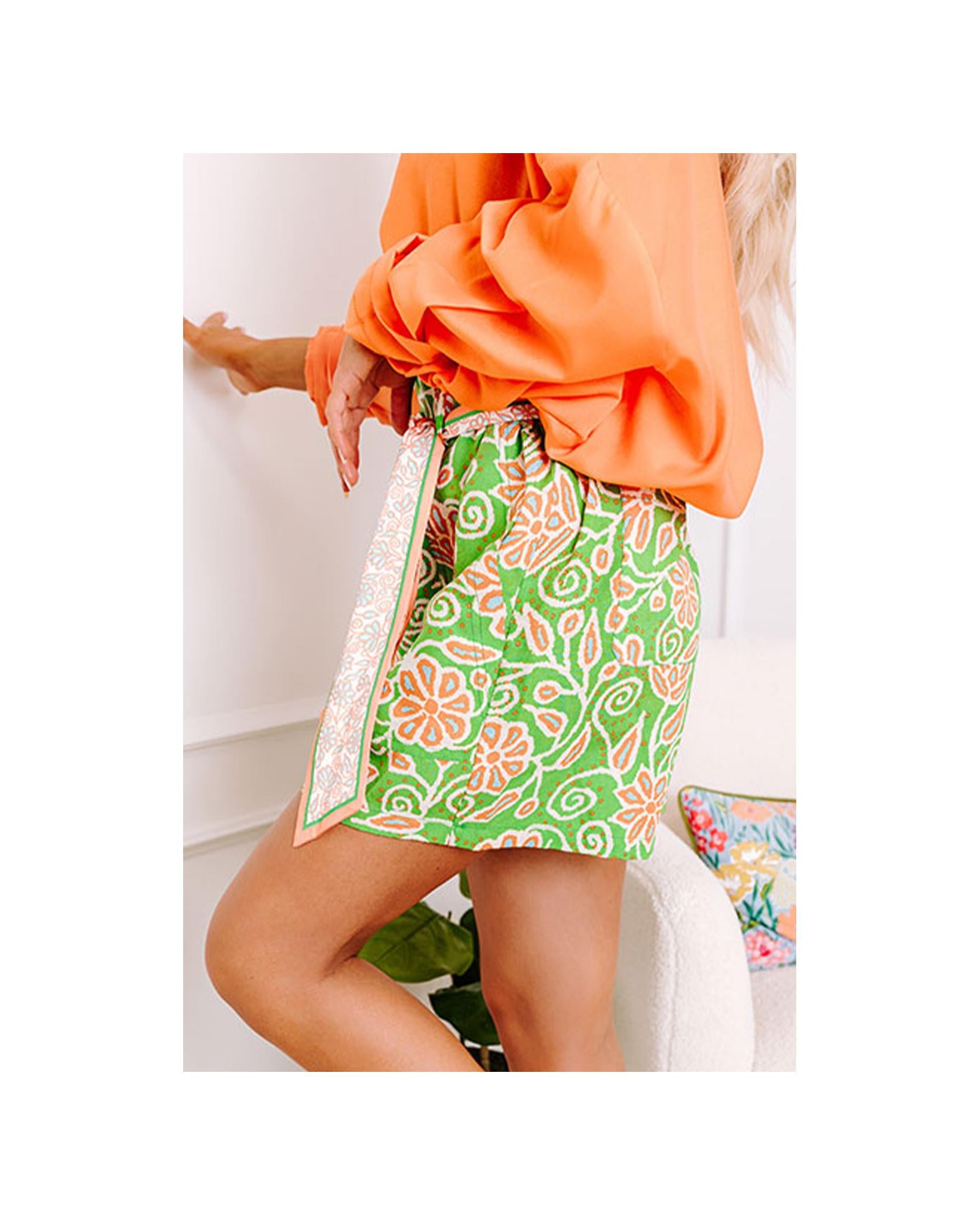 Green Floral Print Pocketed Front Knot High Waist Casual Shorts - XL