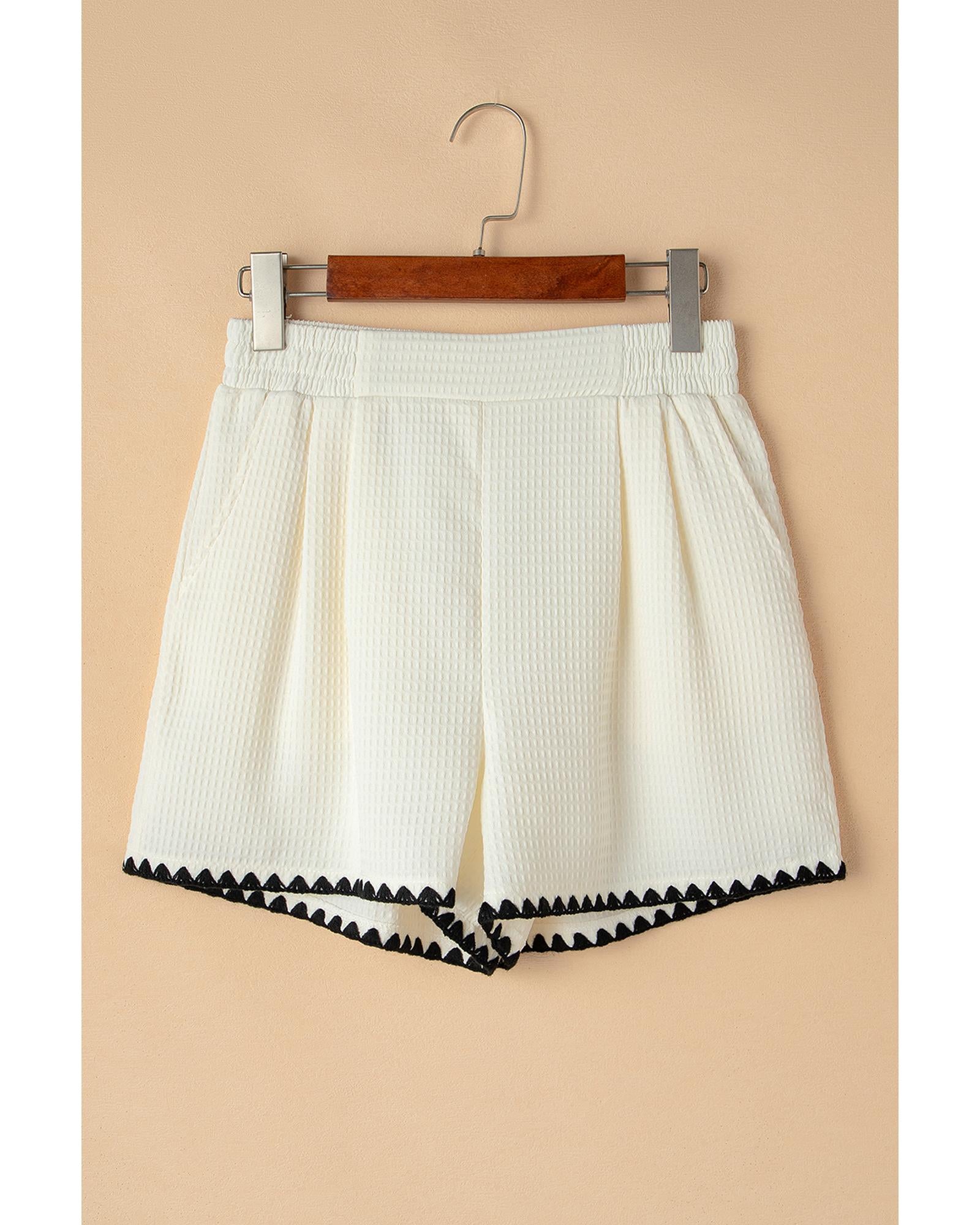 White Waffle Texture Contrast Ricrac Hemline Casual Shorts - L 6