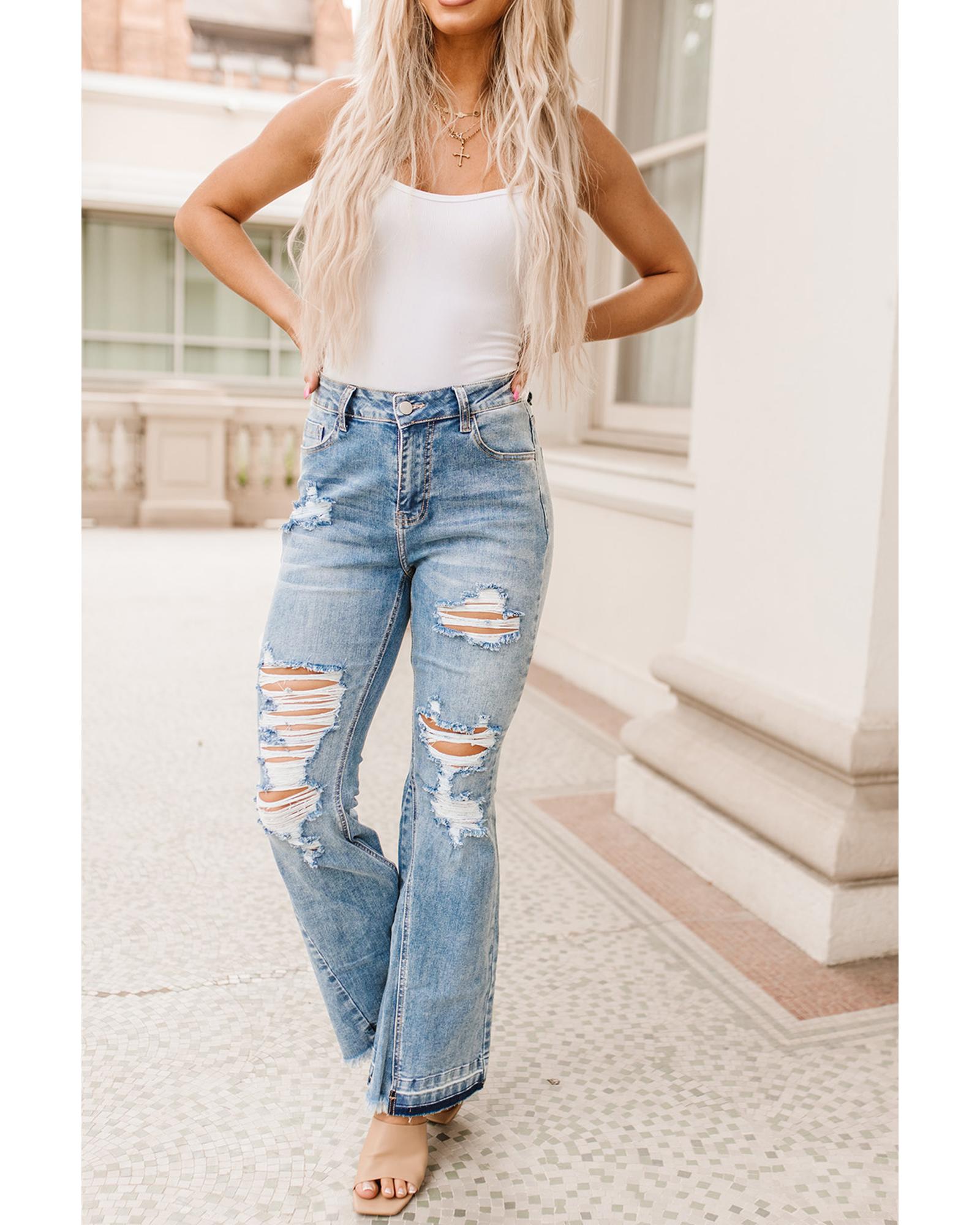 Azura Exchange Light Wash Distressed Flare Jeans - 16 US